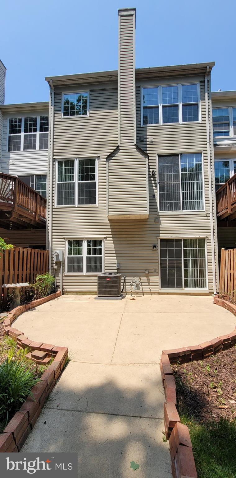 RIDGELEIGH - Residential Lease