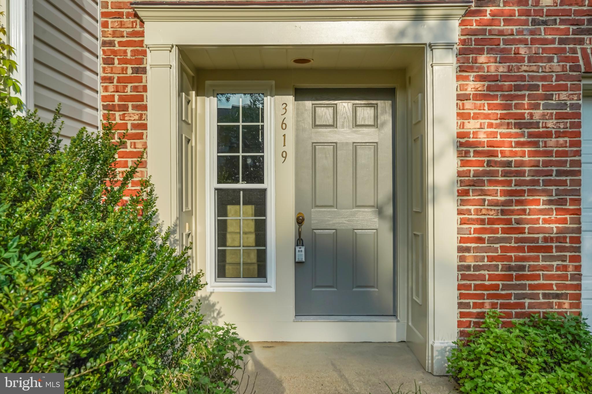 RIDGELEIGH - Residential Lease