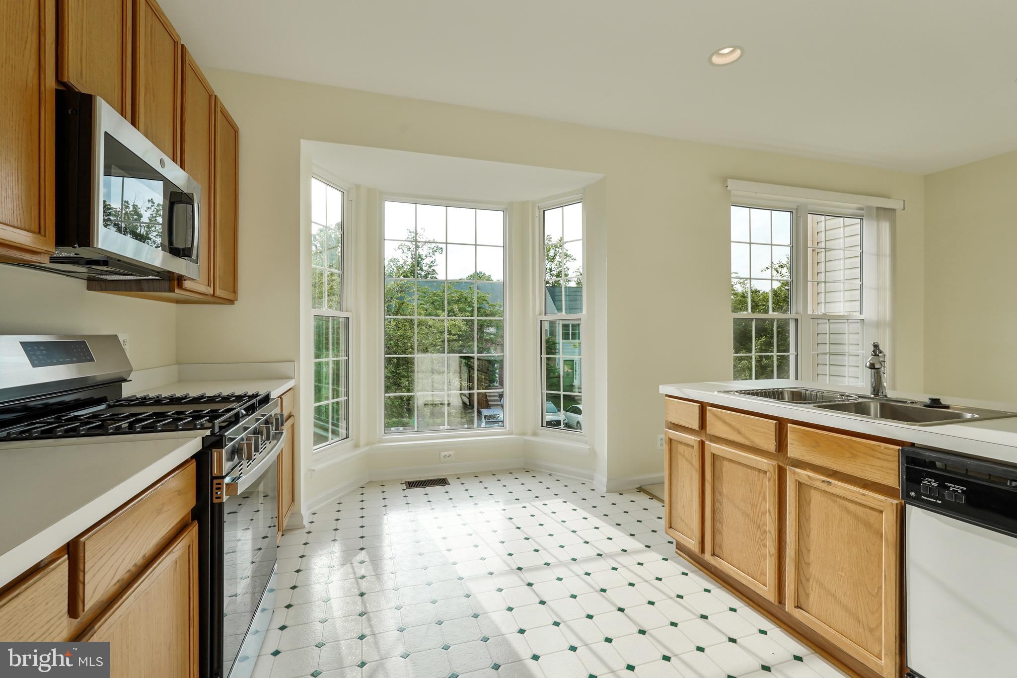 RIDGELEIGH - Residential Lease