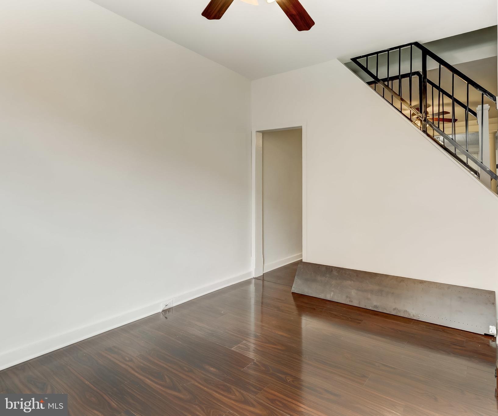 LOCUST POINT - Residential