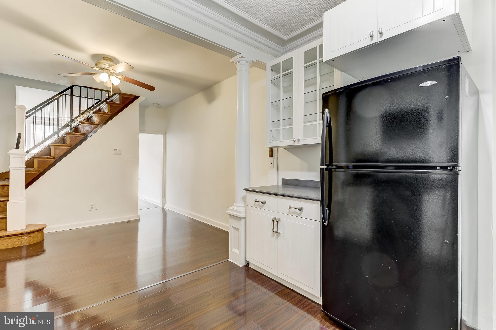 LOCUST POINT - Residential