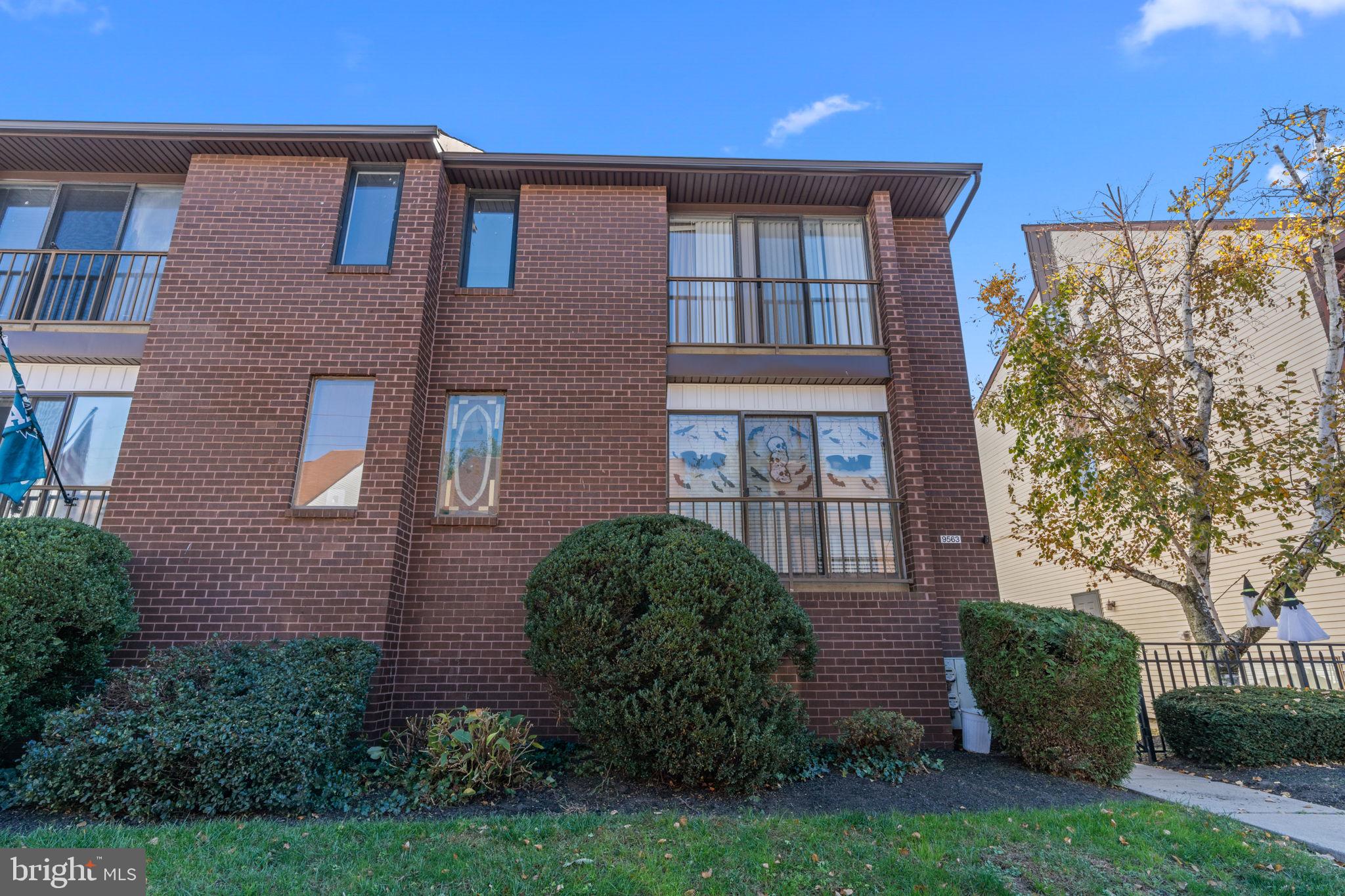 RIVERS BEND III - Residential