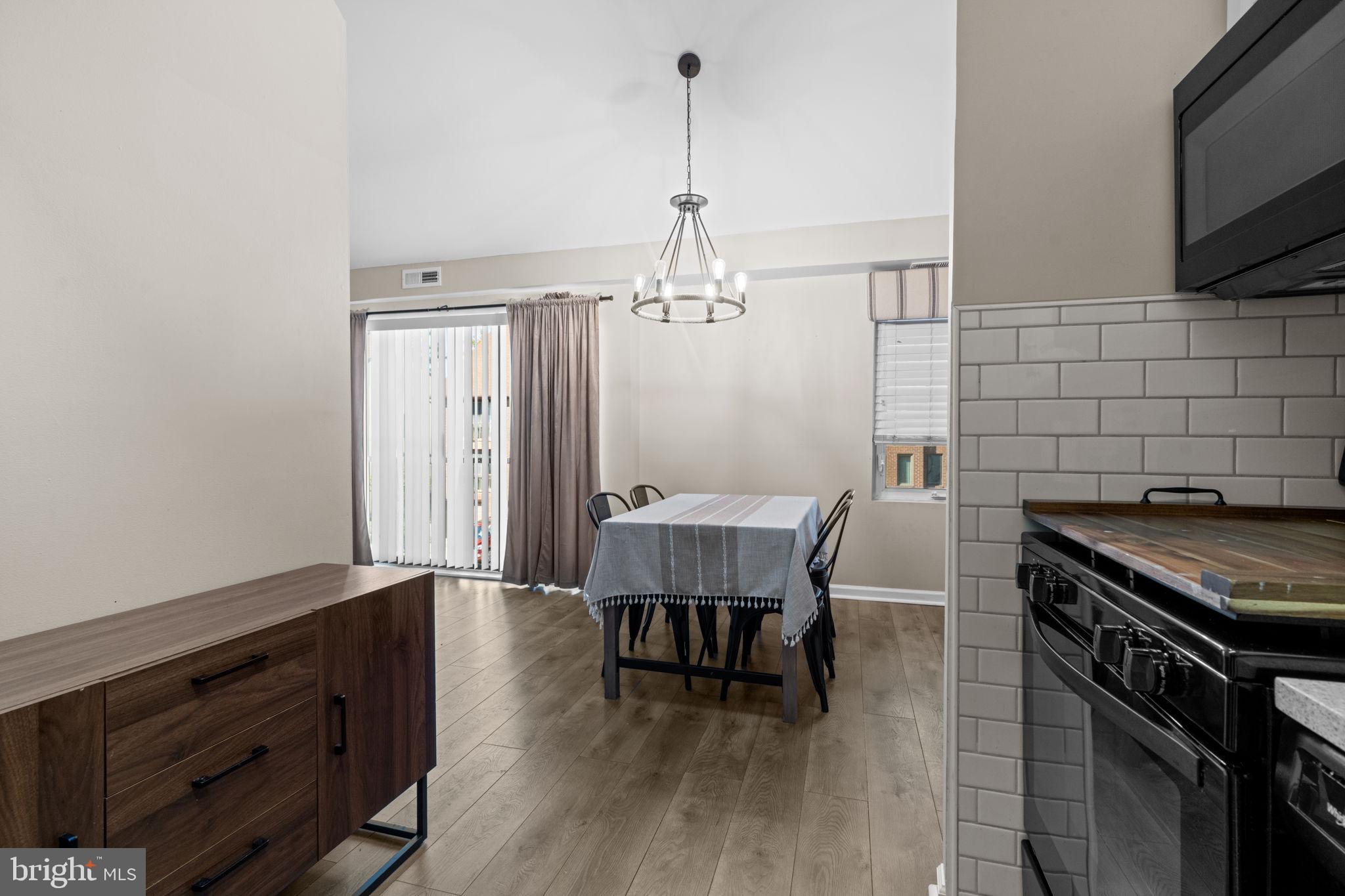 RIVERS BEND III - Residential