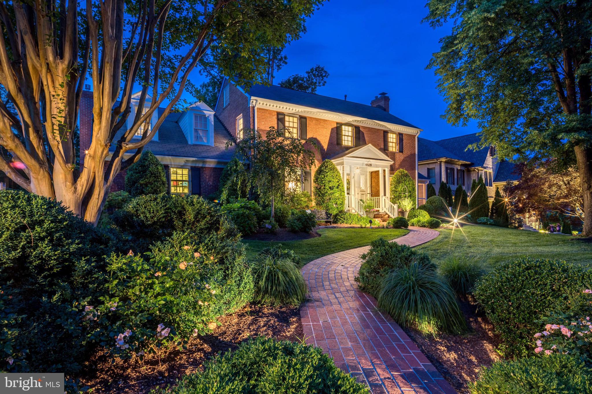 COUNTRY CLUB HILLS - Residential