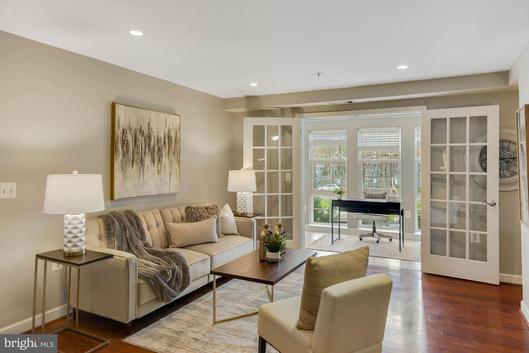WEST VILLAGE OF SHIRLINGTON - Residential
