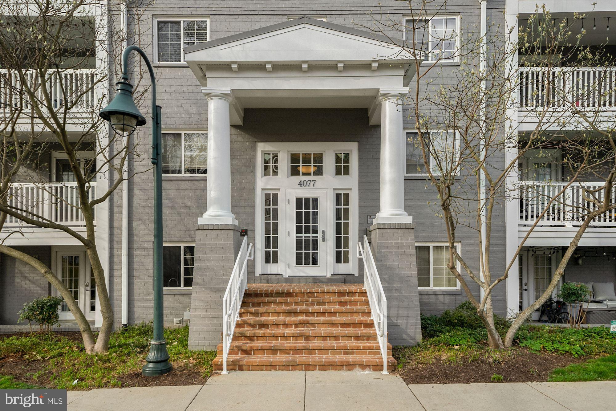 WEST VILLAGE OF SHIRLINGTON - Residential