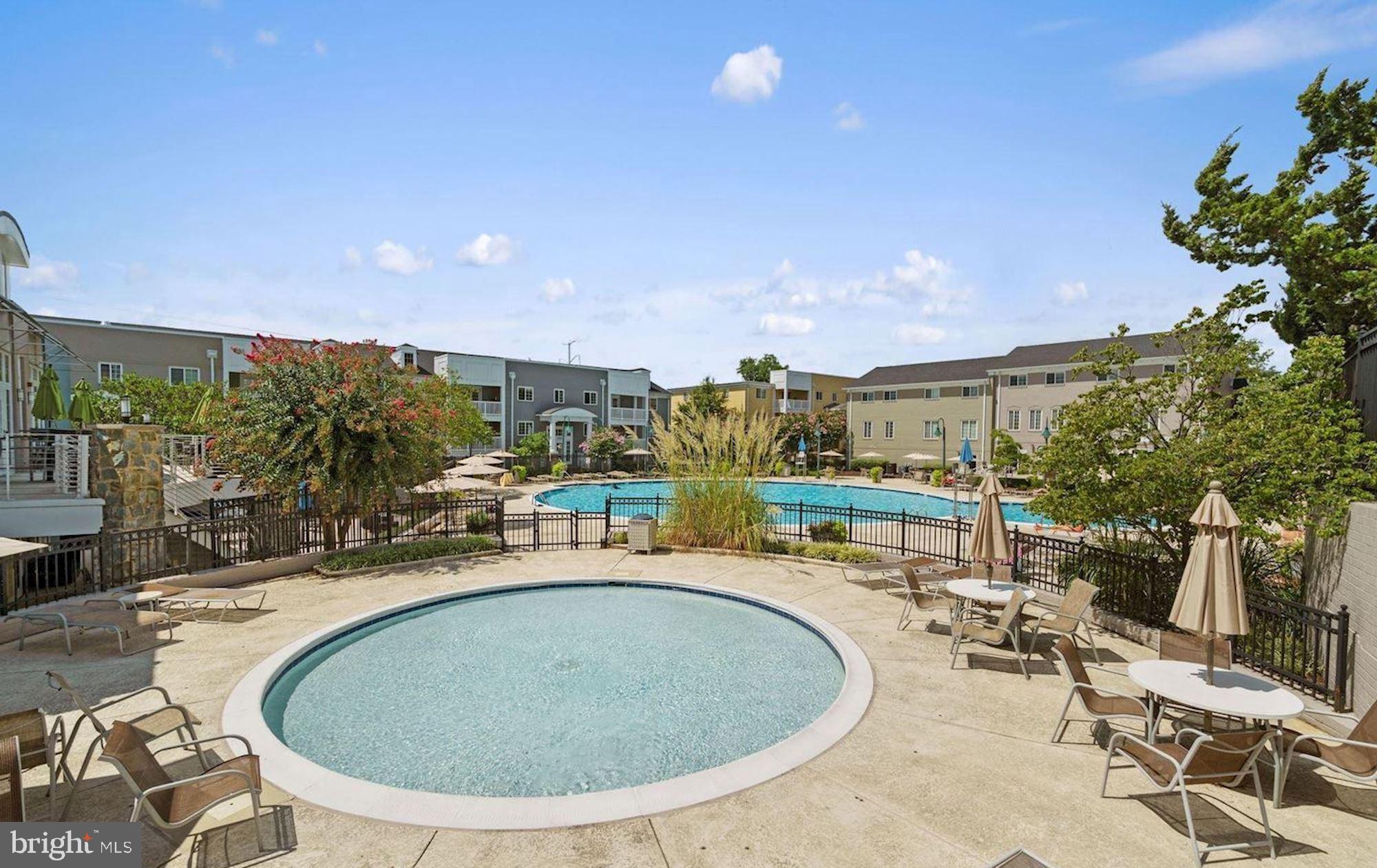 WEST VILLAGE OF SHIRLINGTON - Residential