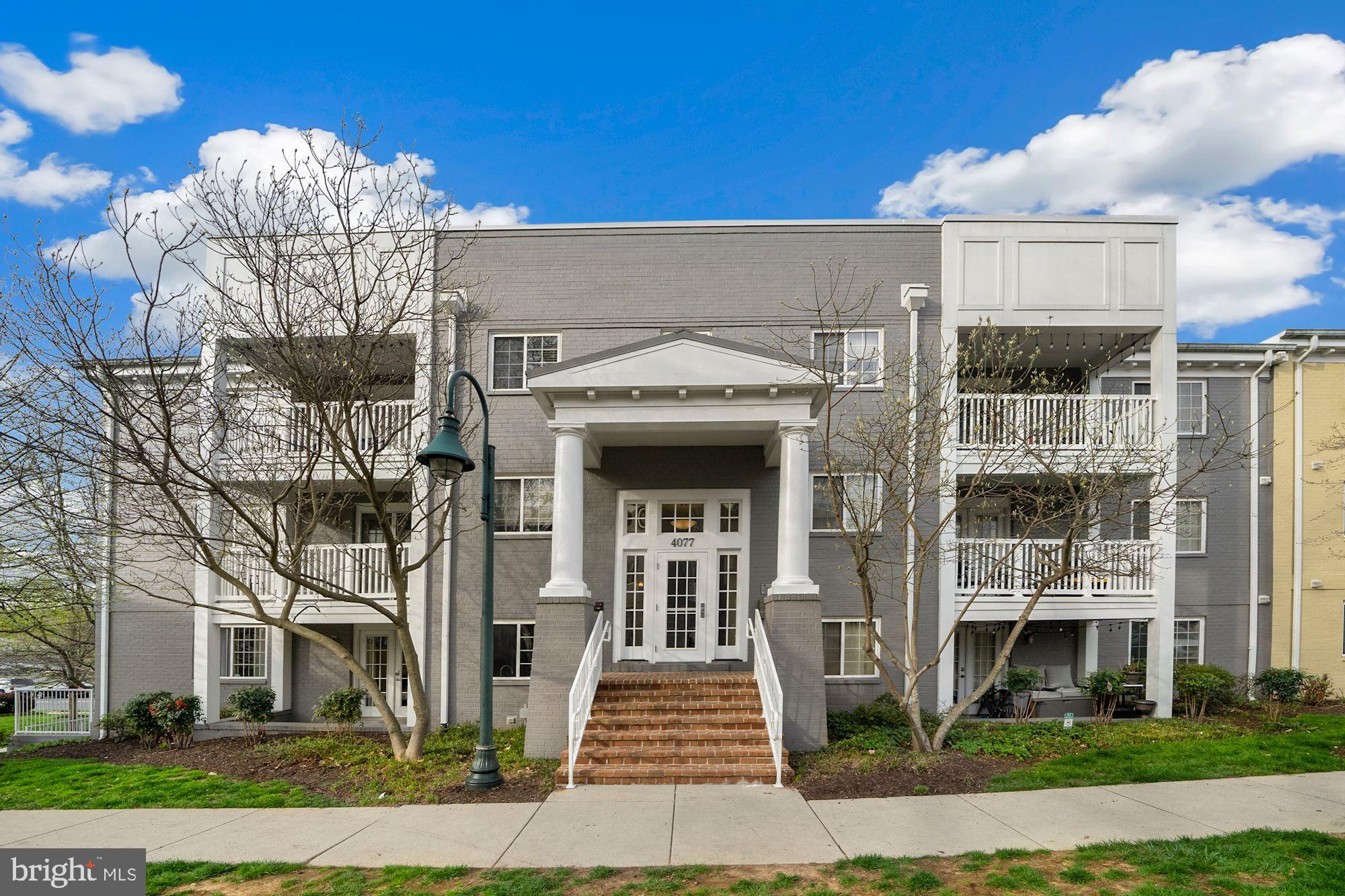 WEST VILLAGE OF SHIRLINGTON - Residential