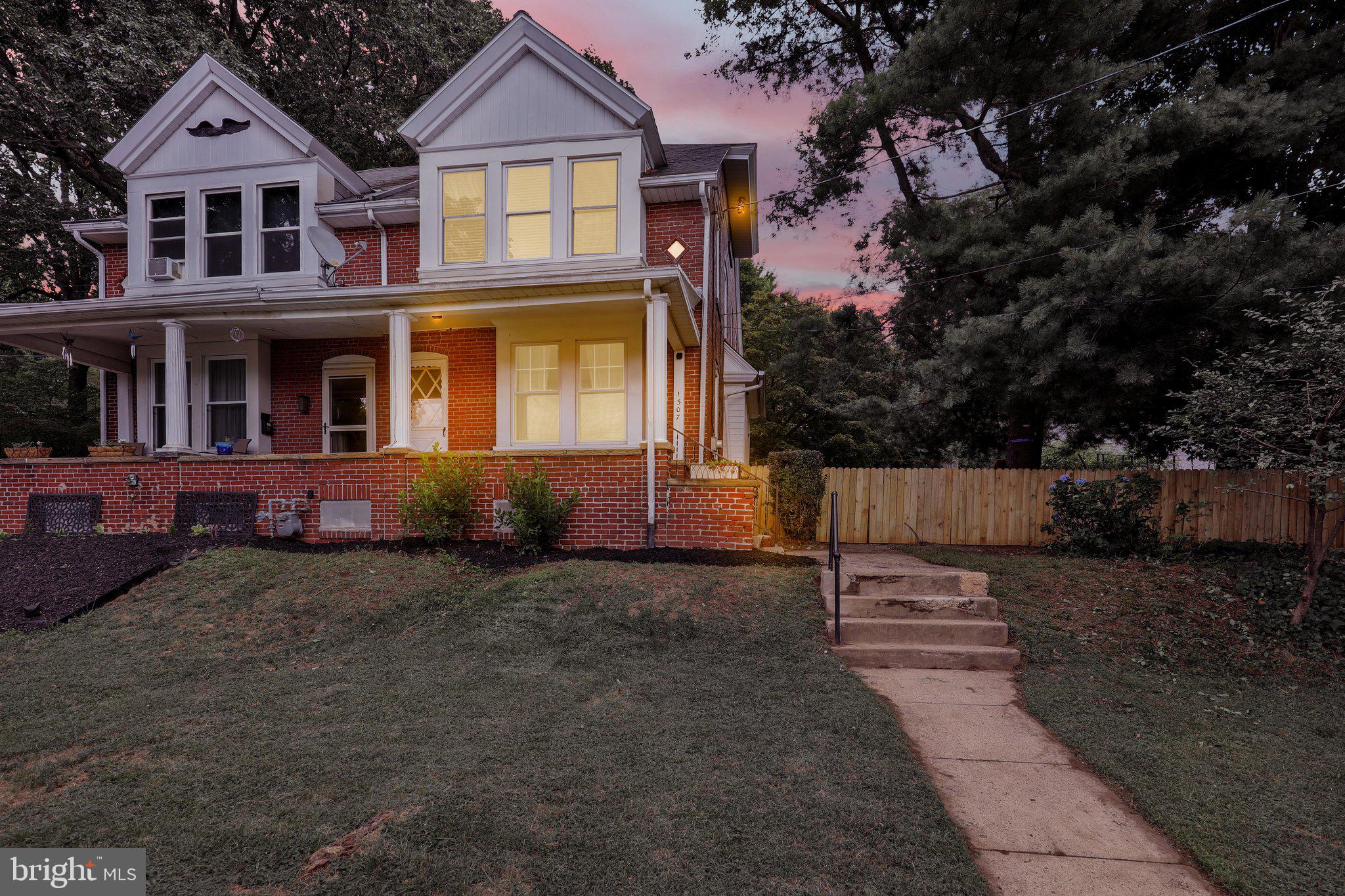 1307 HAMPDEN BOULEVARD