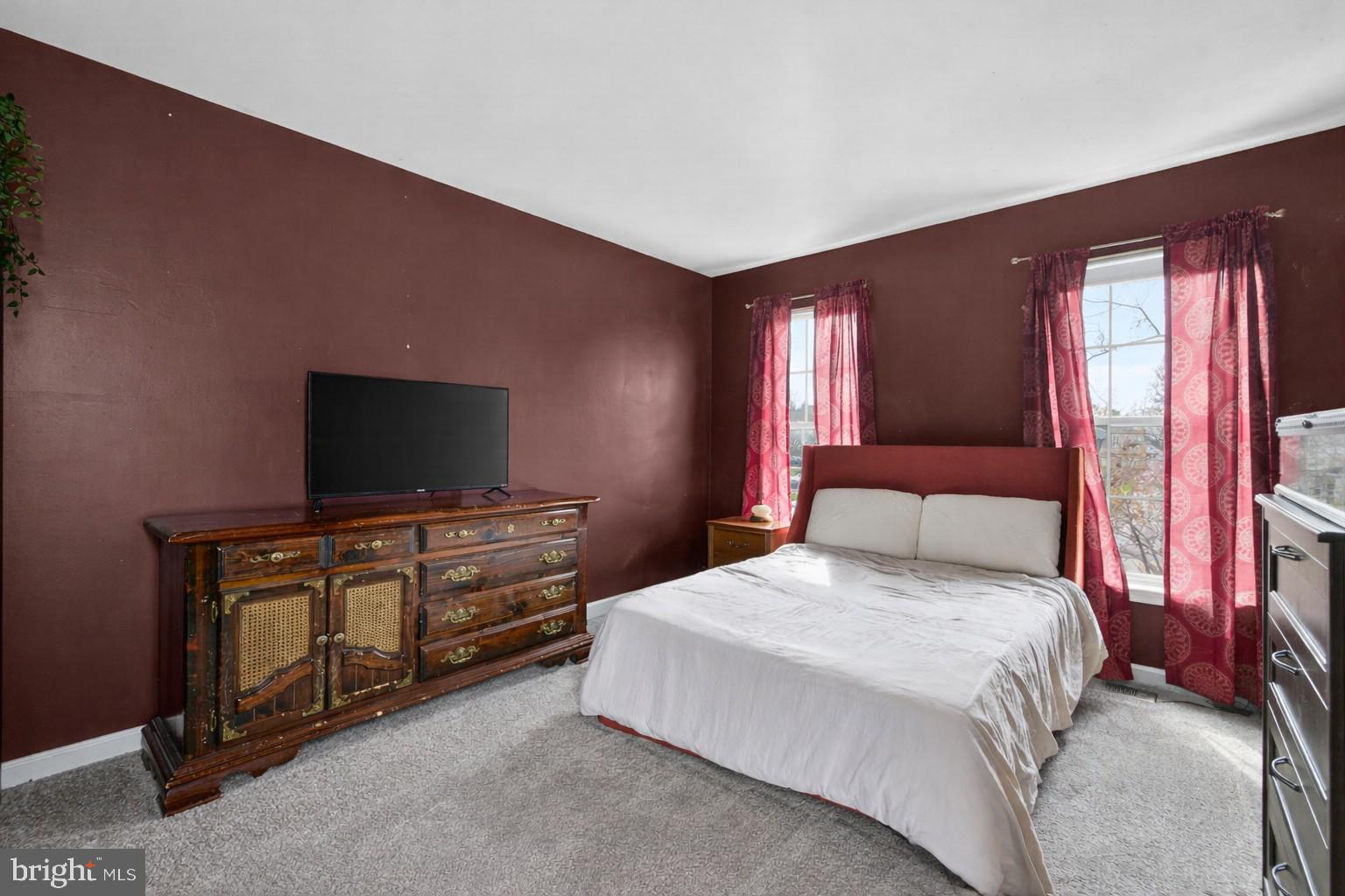 POTOMAC STATION - Residential