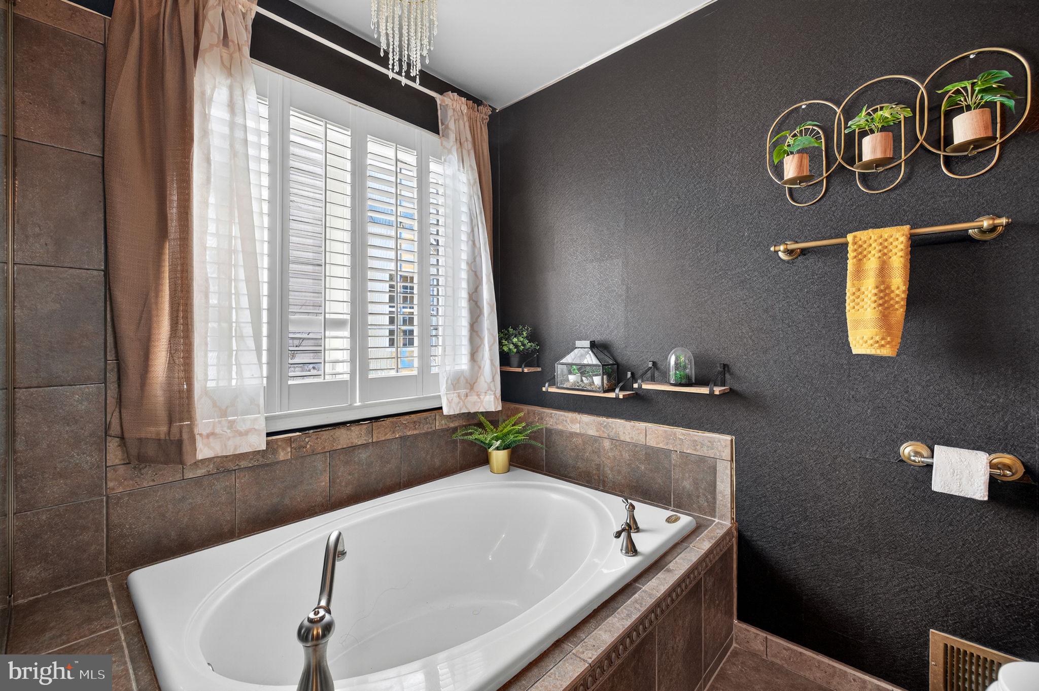 POTOMAC STATION - Residential