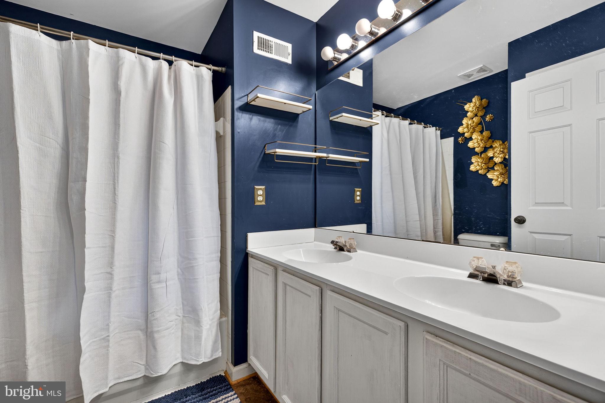 POTOMAC STATION - Residential