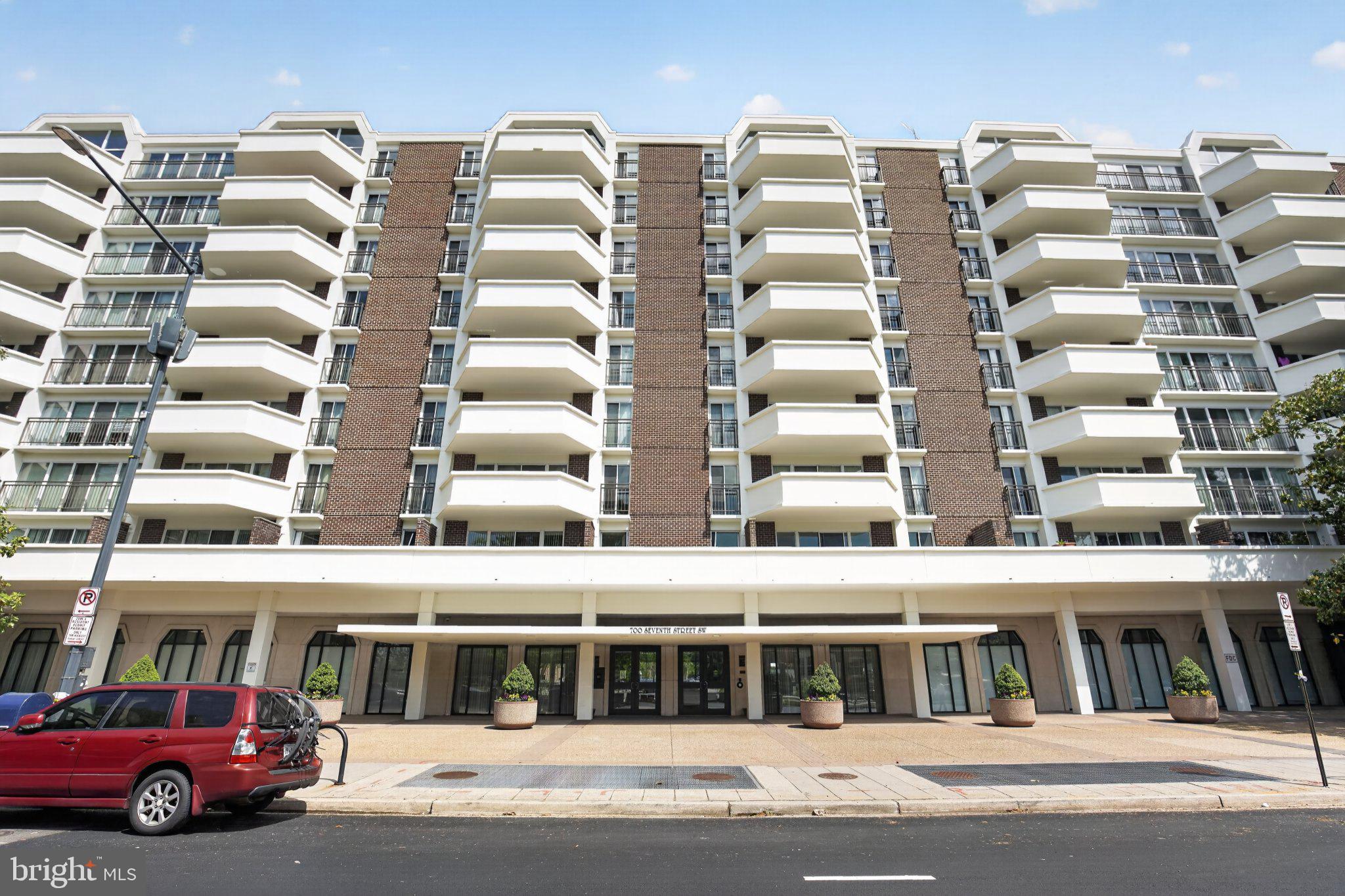 700 7TH STREET SW 526