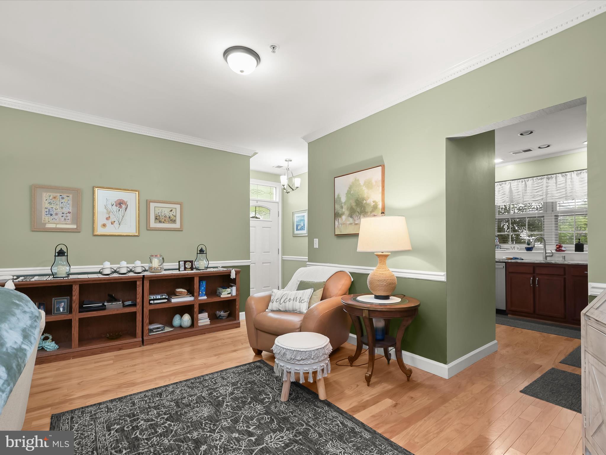 2426 LIZBEC COURT