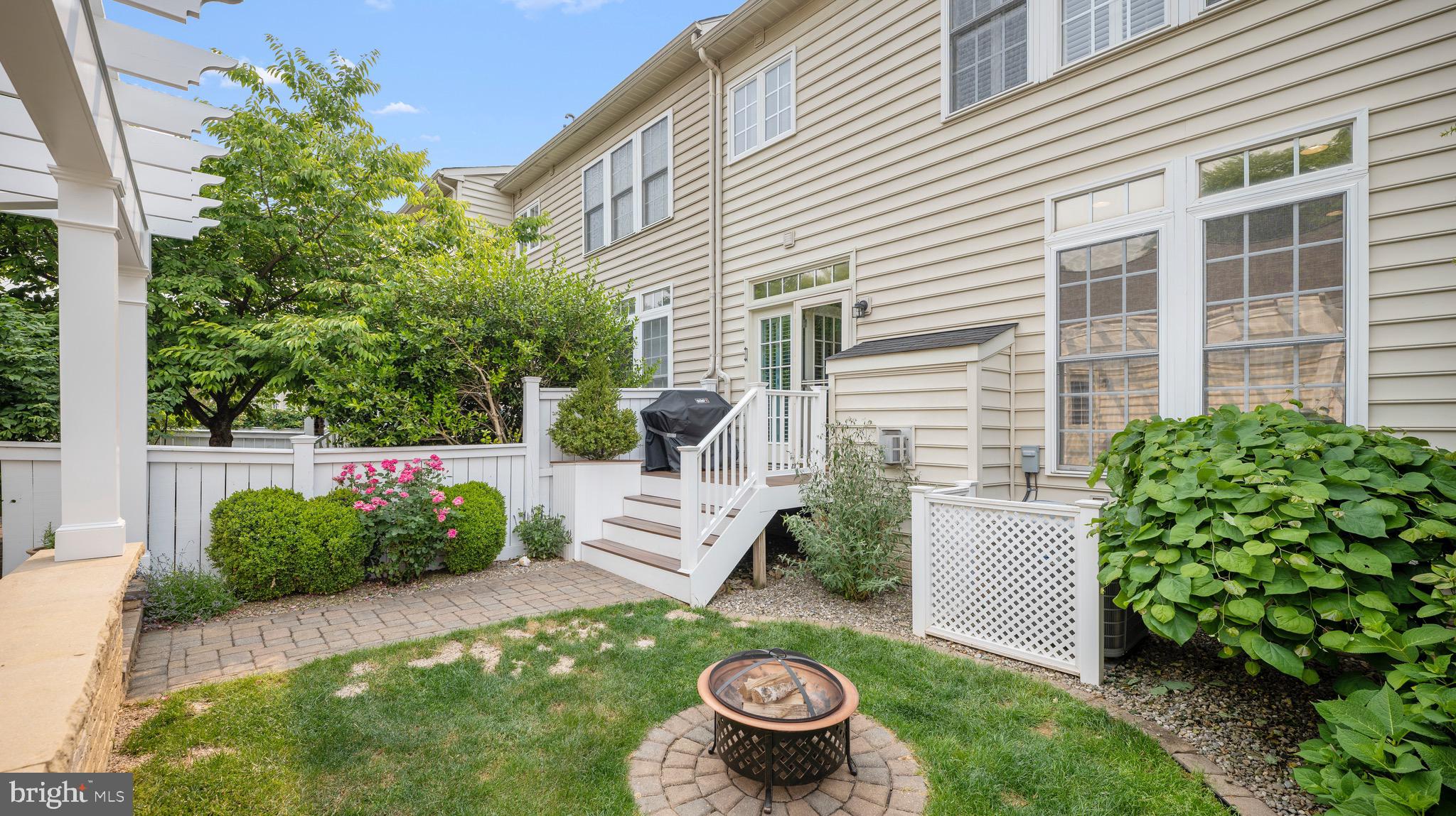 CLARKSBURG TOWN CENTER - Residential