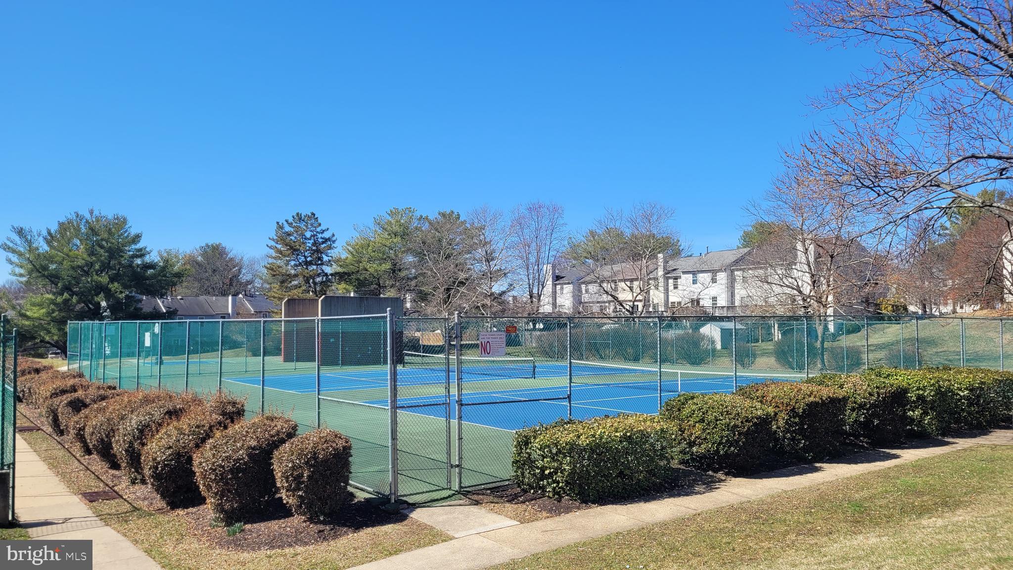 WILLOW WOOD - Residential