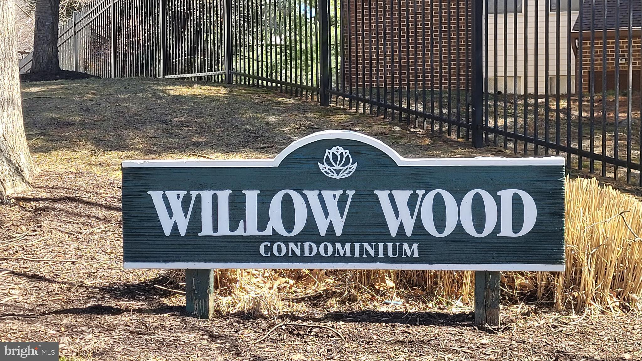 WILLOW WOOD - Residential