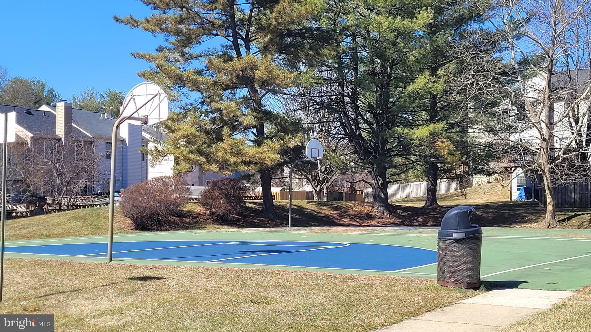 WILLOW WOOD - Residential