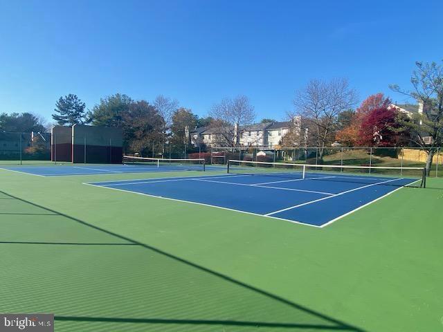 WILLOW WOOD - Residential