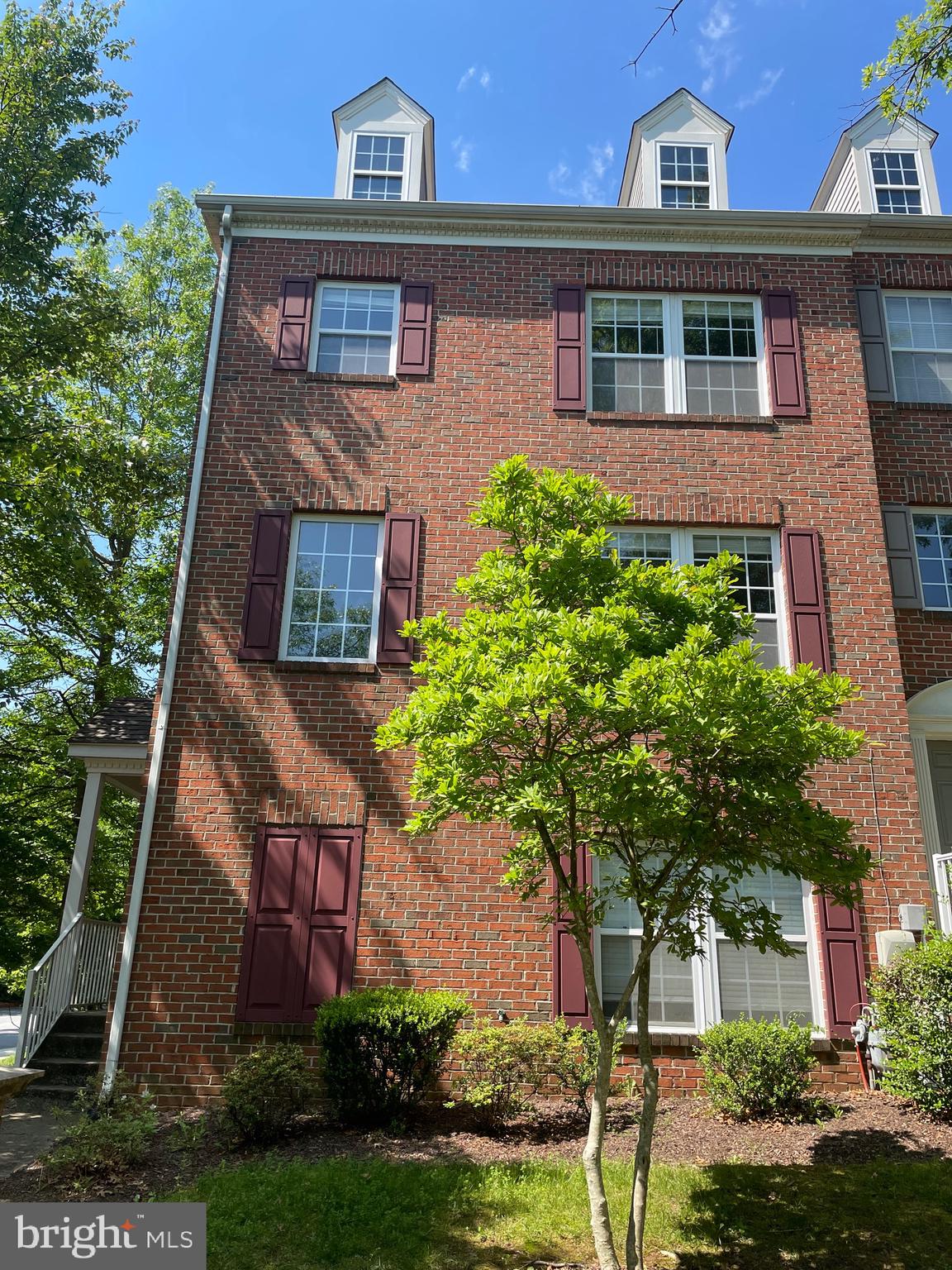 5900 TRUMPET SOUND COURT 11