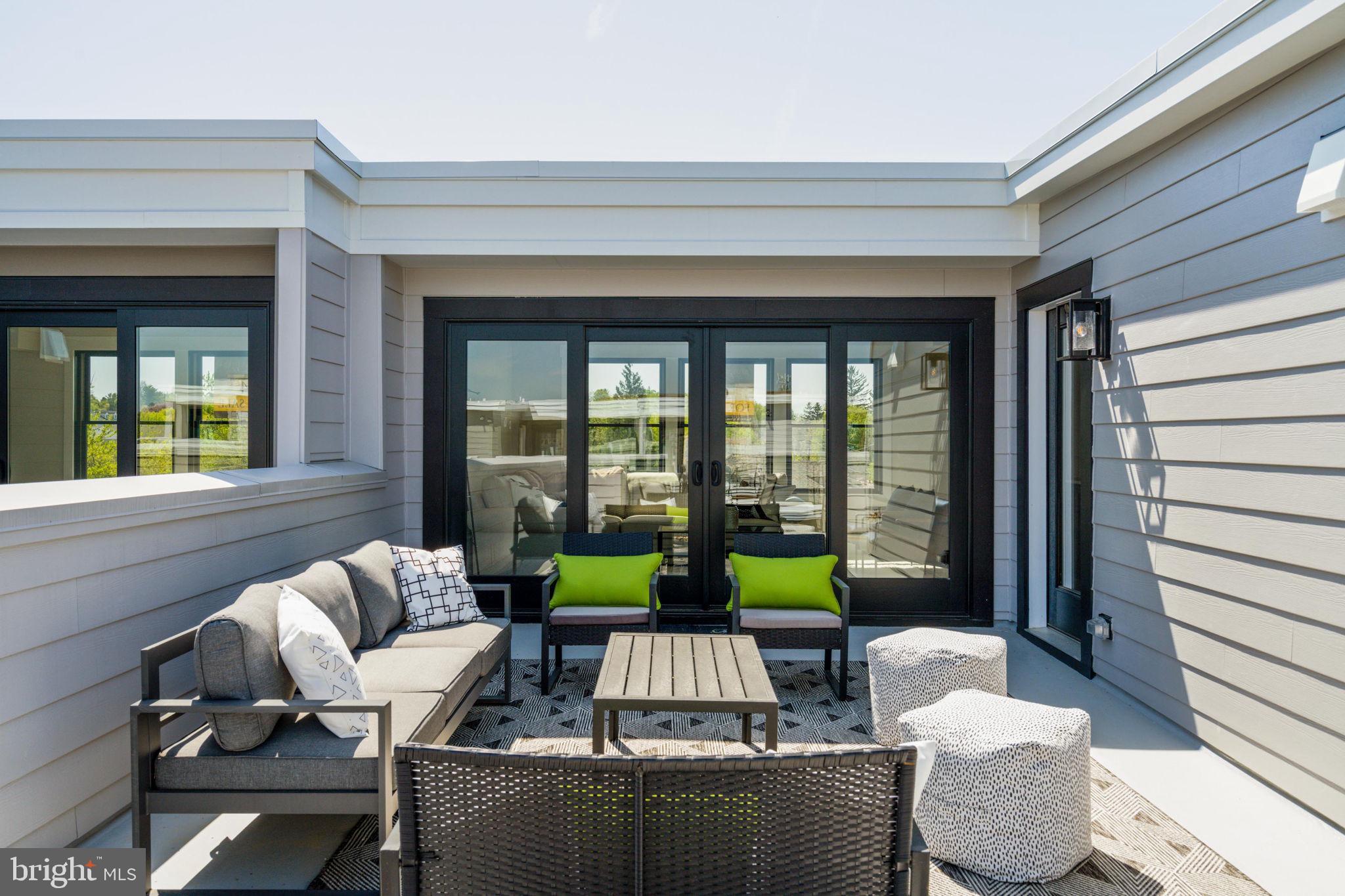 BROWNSTONES AT BERKLEY - Residential