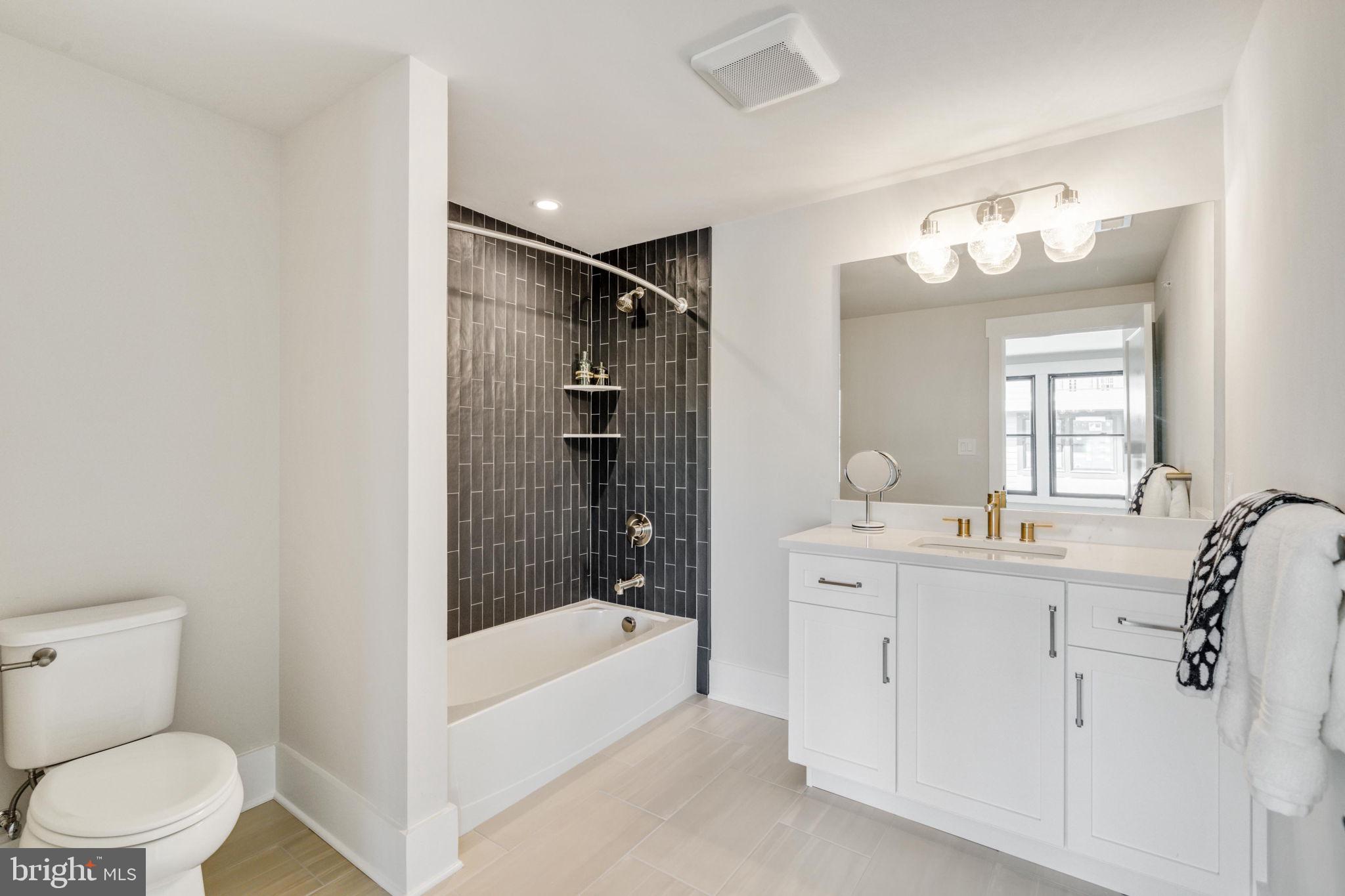 BROWNSTONES AT BERKLEY - Residential