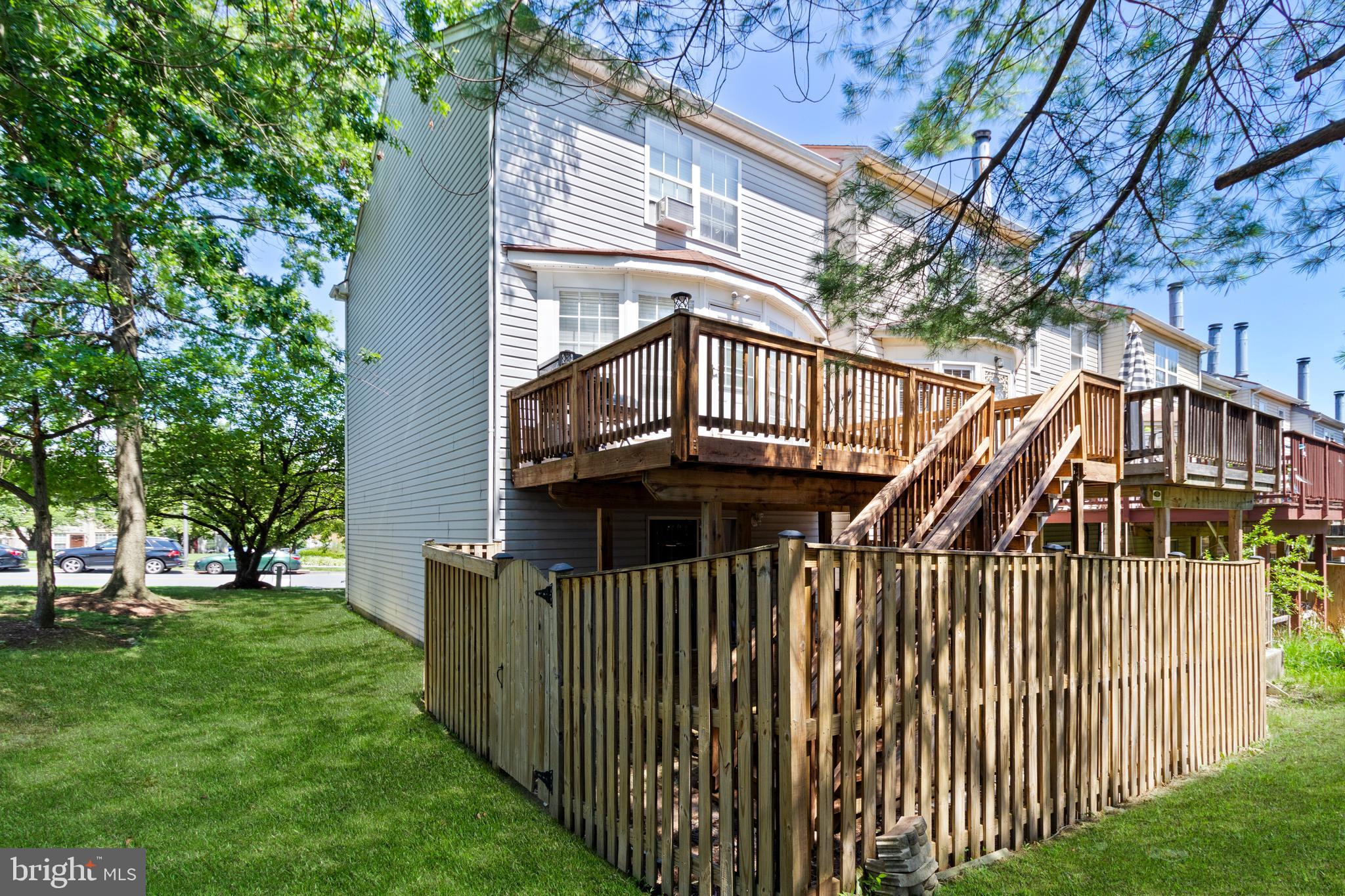 LAUREL LAKES PLAT 2 - Residential