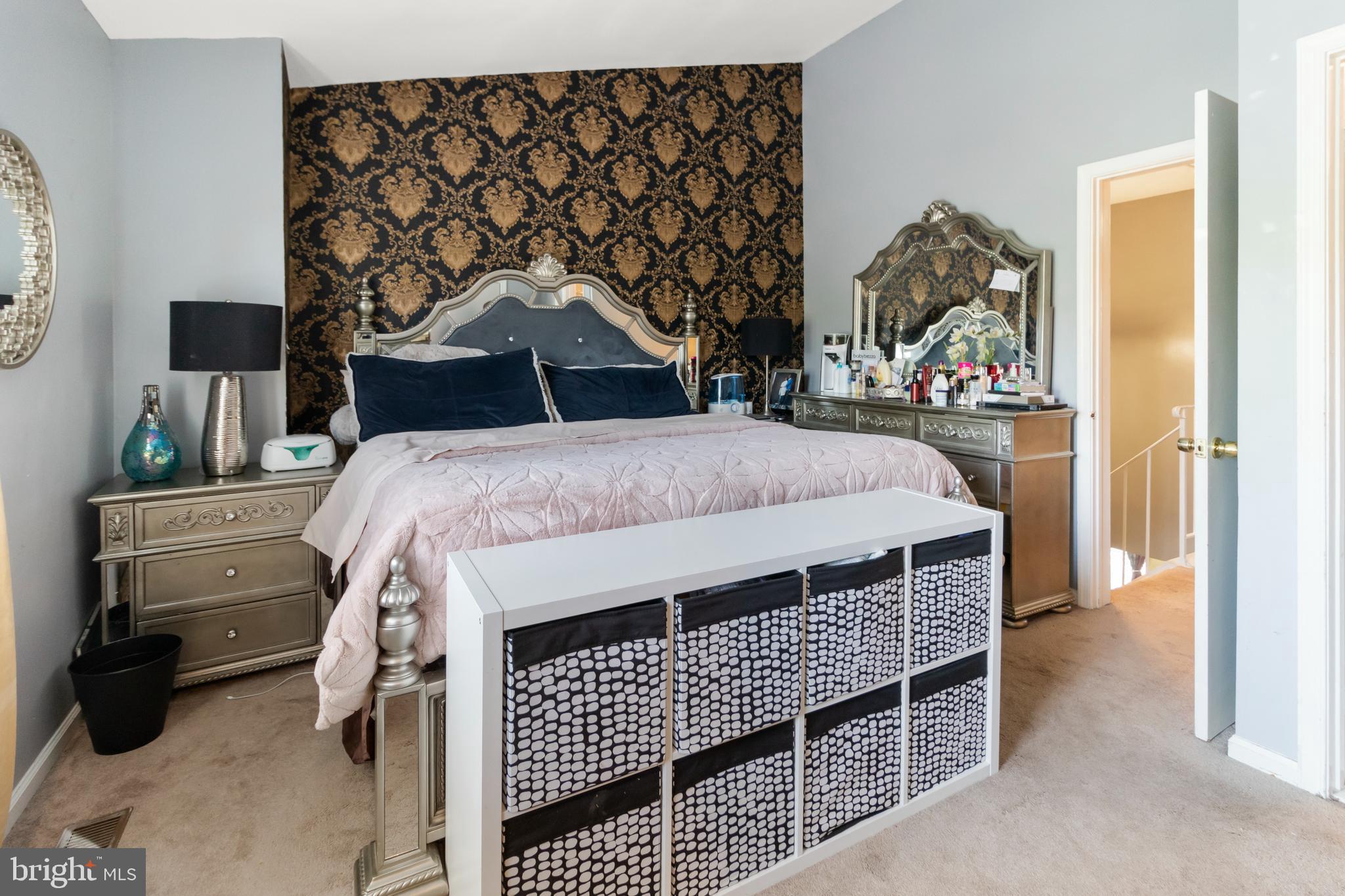 LAUREL LAKES PLAT 2 - Residential