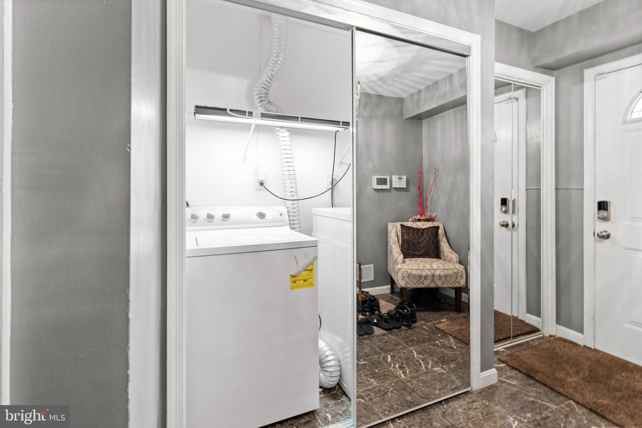 LAUREL LAKES PLAT 2 - Residential