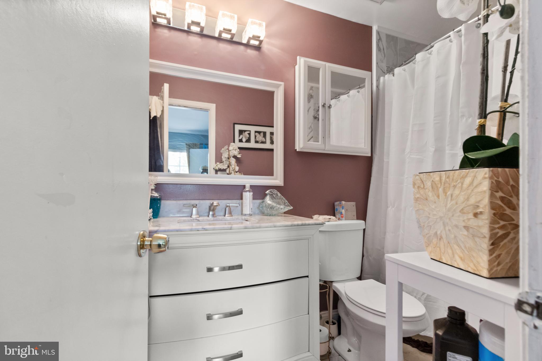 LAUREL LAKES PLAT 2 - Residential