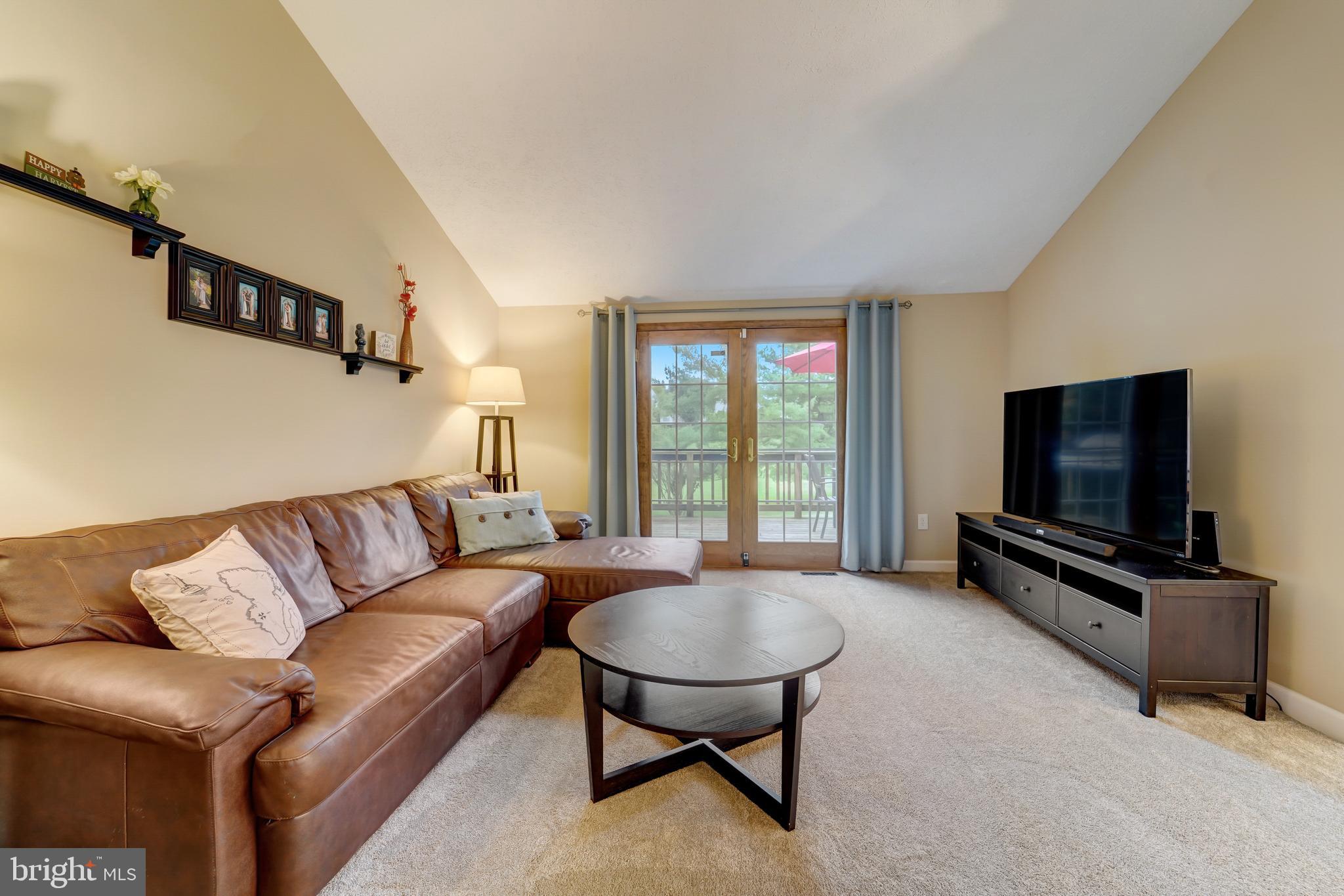 HIGHFIELDS AT ROLLNG RD - Residential