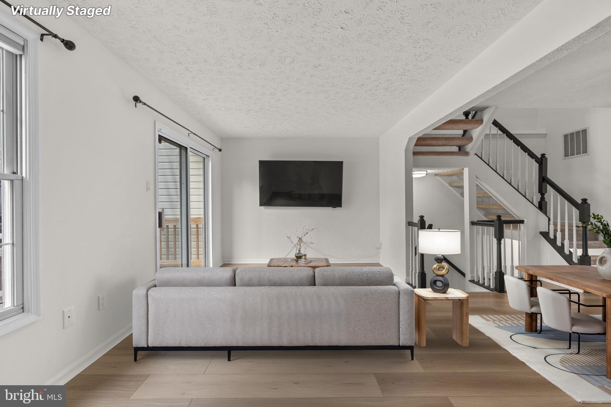 8276 BERRYFIELD DRIVE