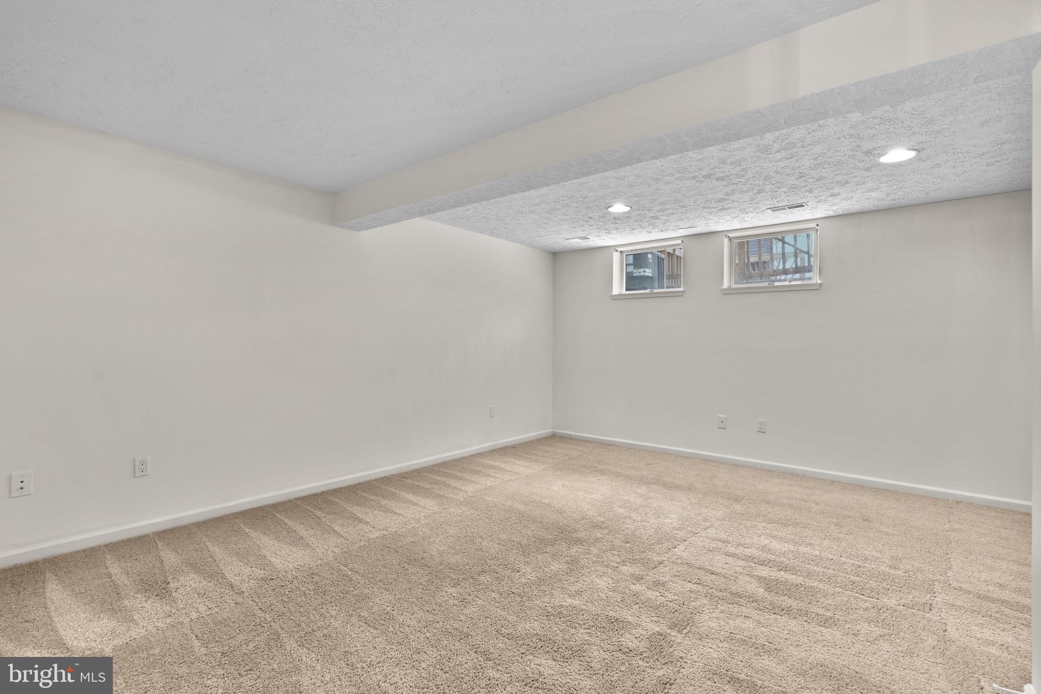 SOUTHFIELD - Residential