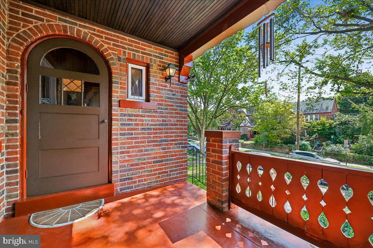 35 GALLATIN STREET NW