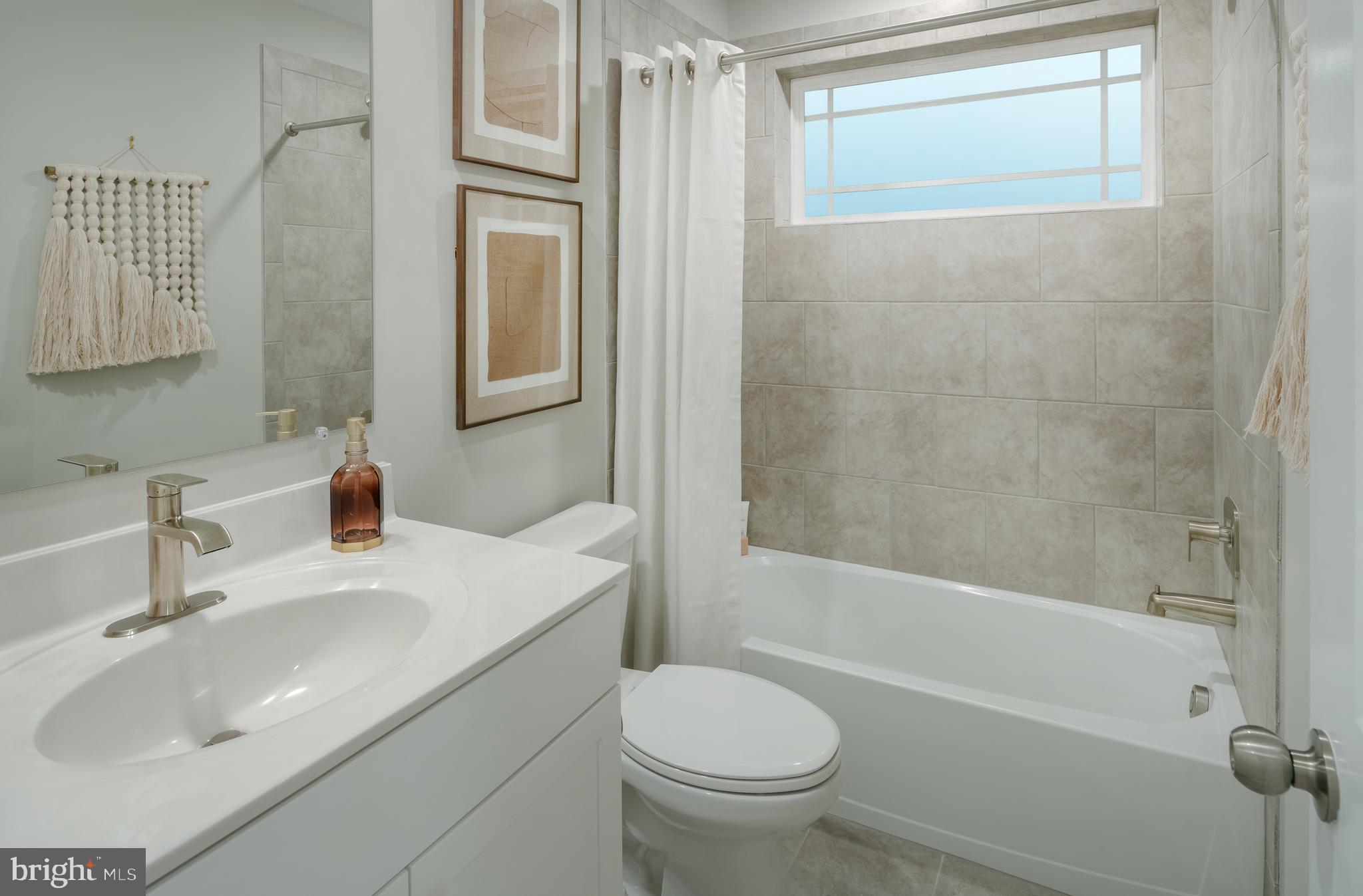 WATER'S LANDING - Residential