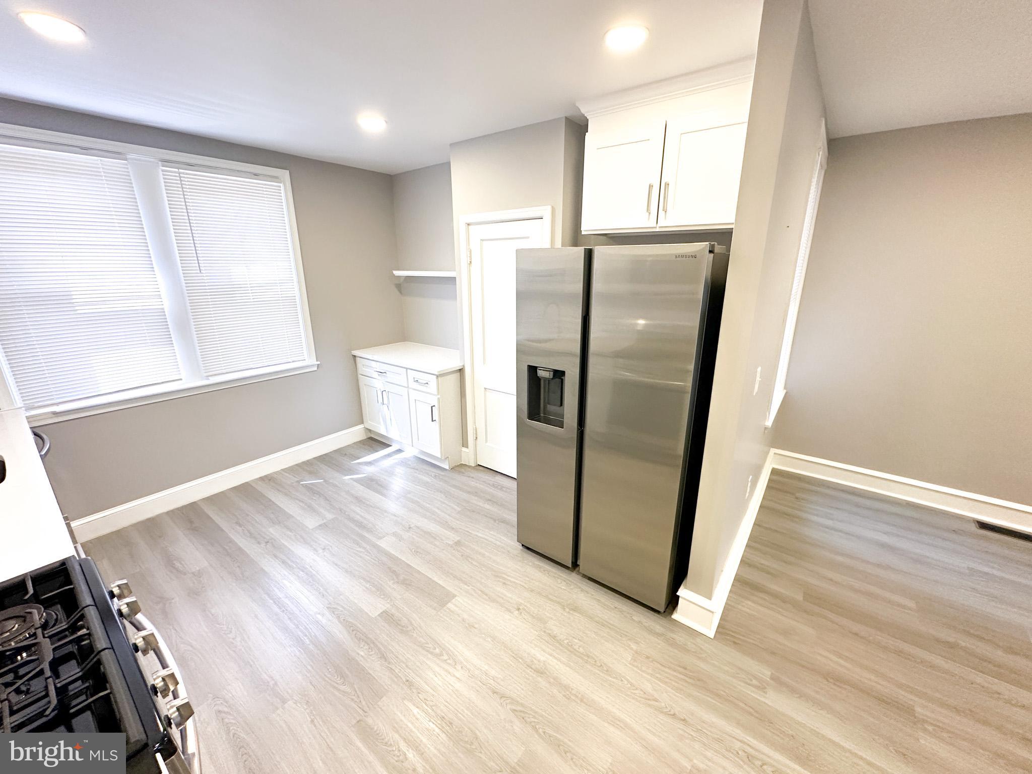 WEST OAK LANE - Residential