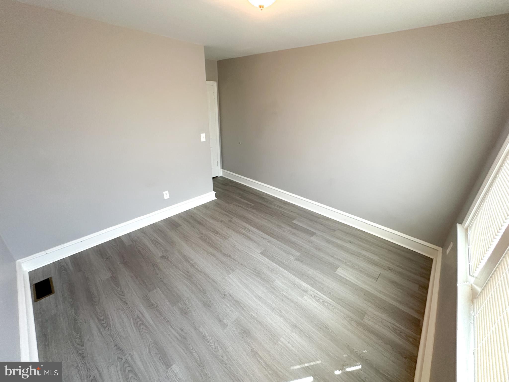 WEST OAK LANE - Residential