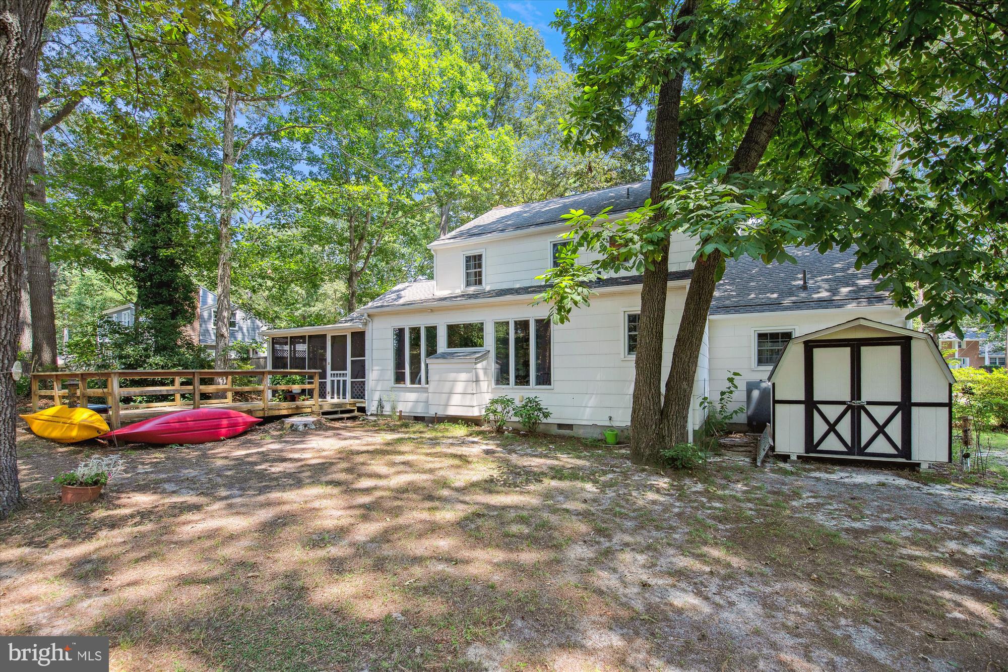 POETS COLONY - Residential