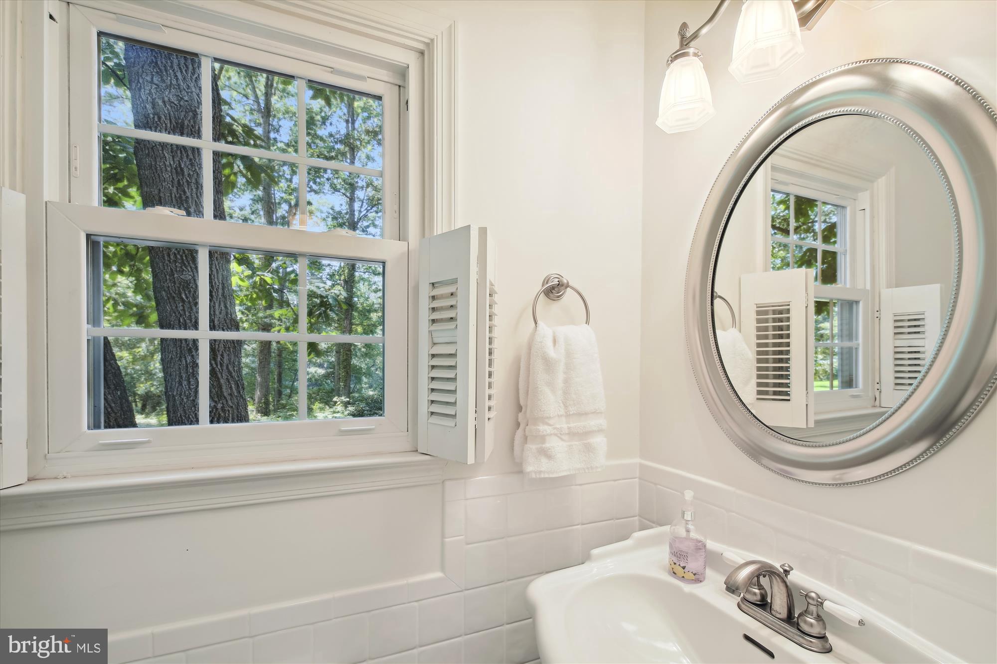 POETS COLONY - Residential