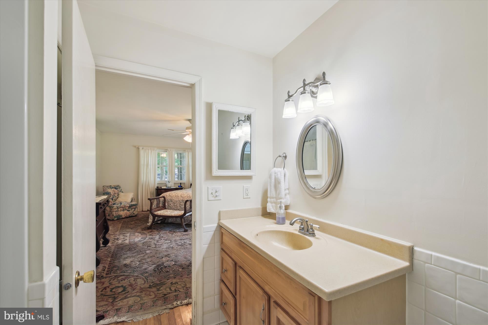 POETS COLONY - Residential