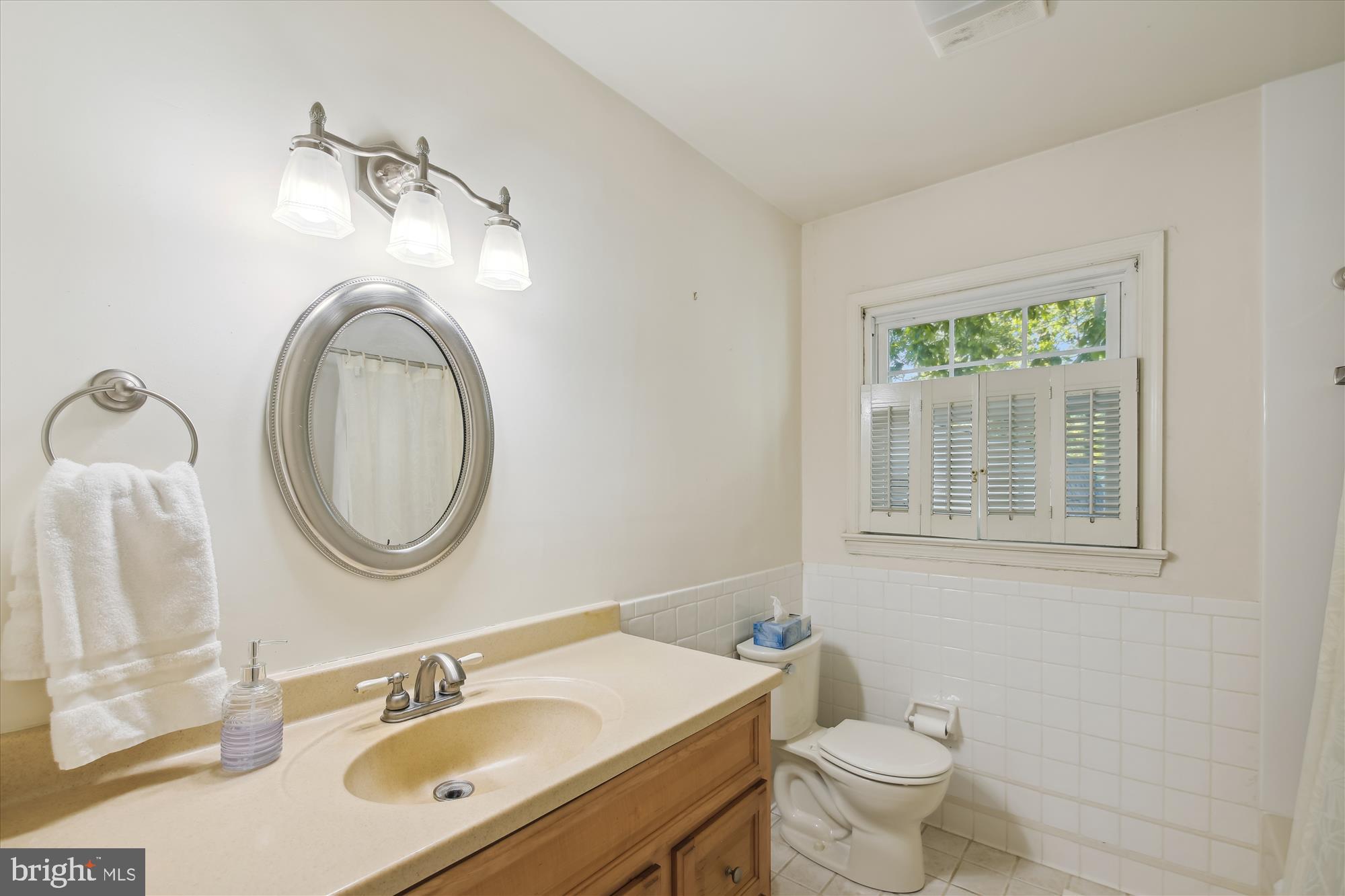 POETS COLONY - Residential