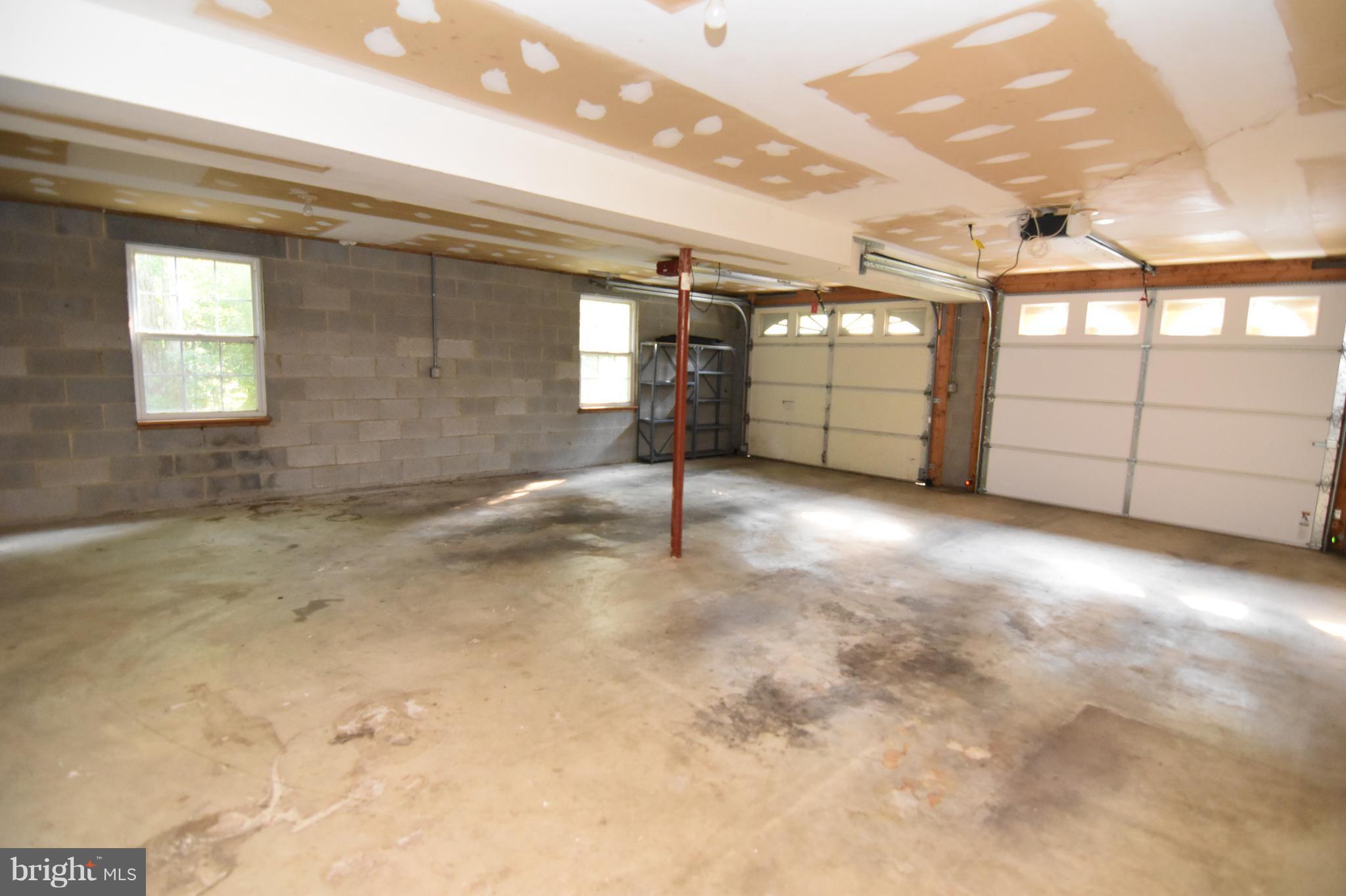 BEAUVUE EAST - Residential