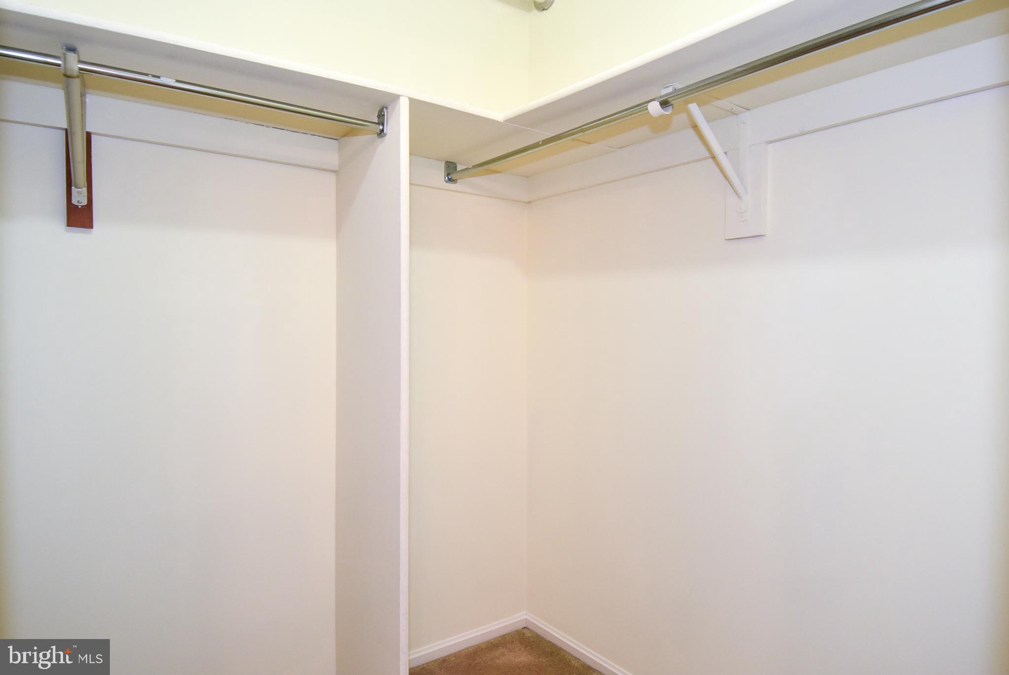 LEISURE WORLD - Residential