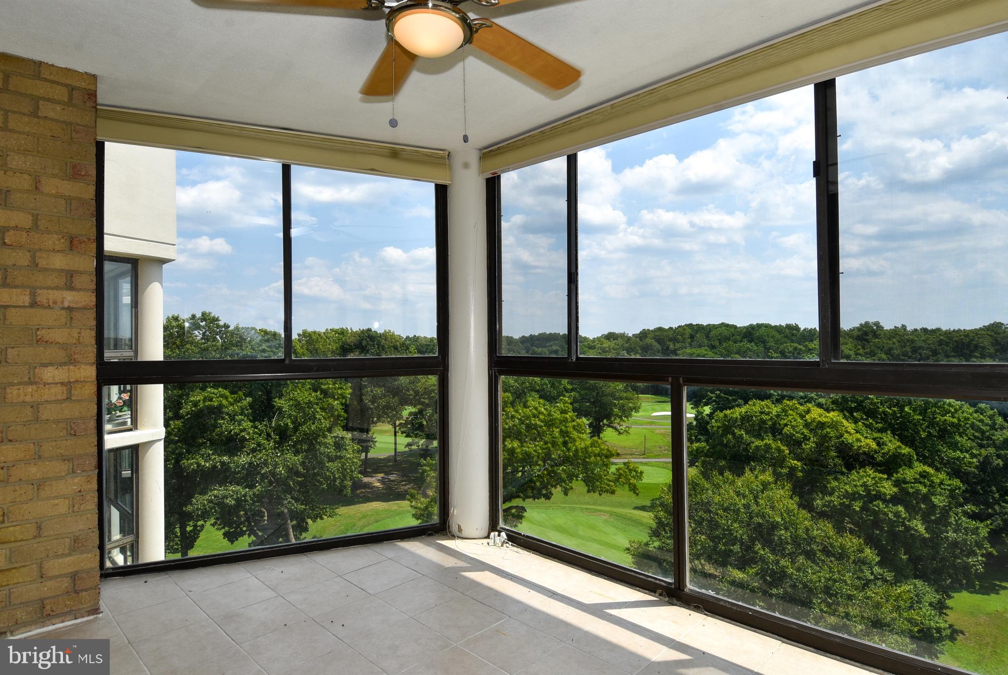 LEISURE WORLD - Residential