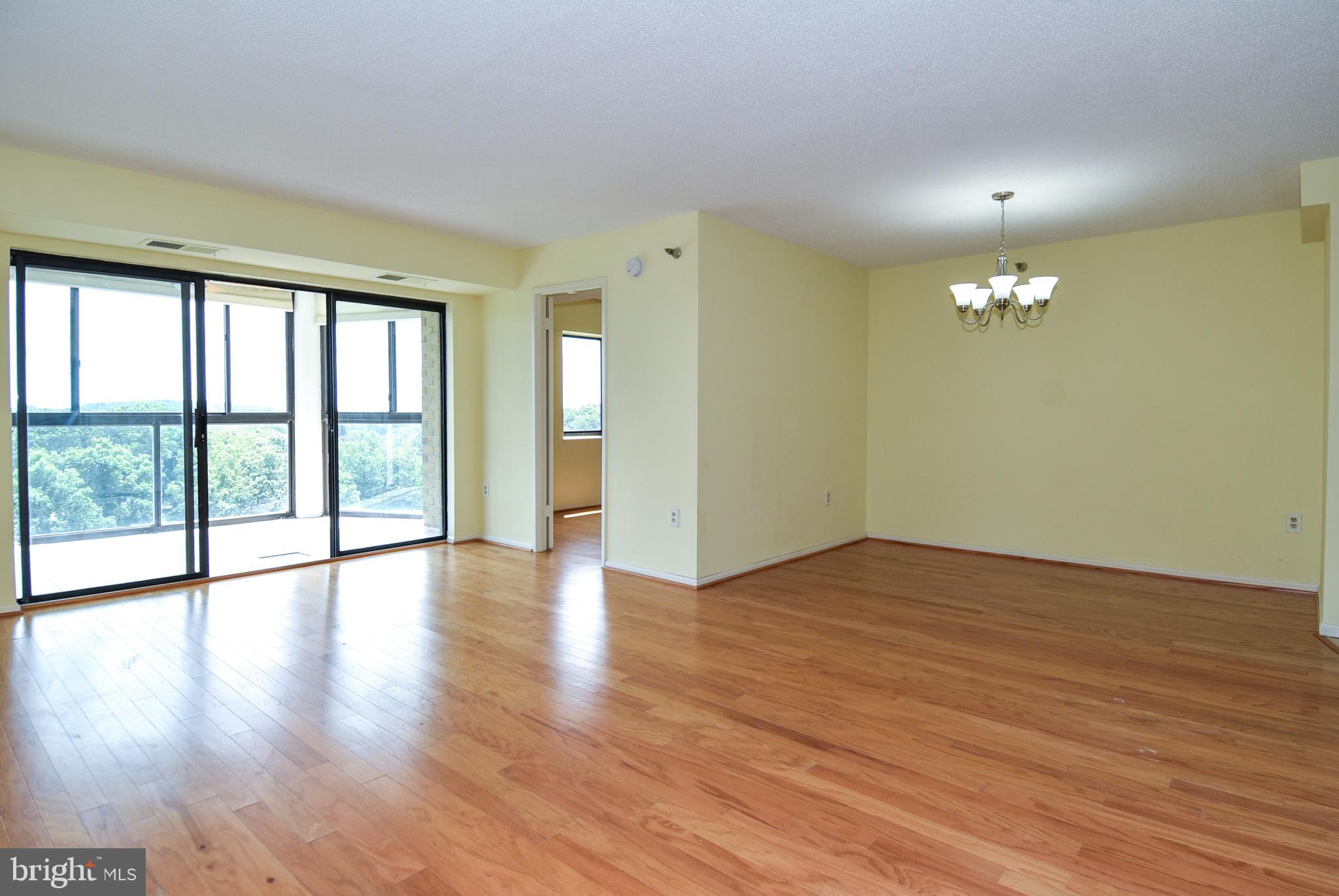 LEISURE WORLD - Residential