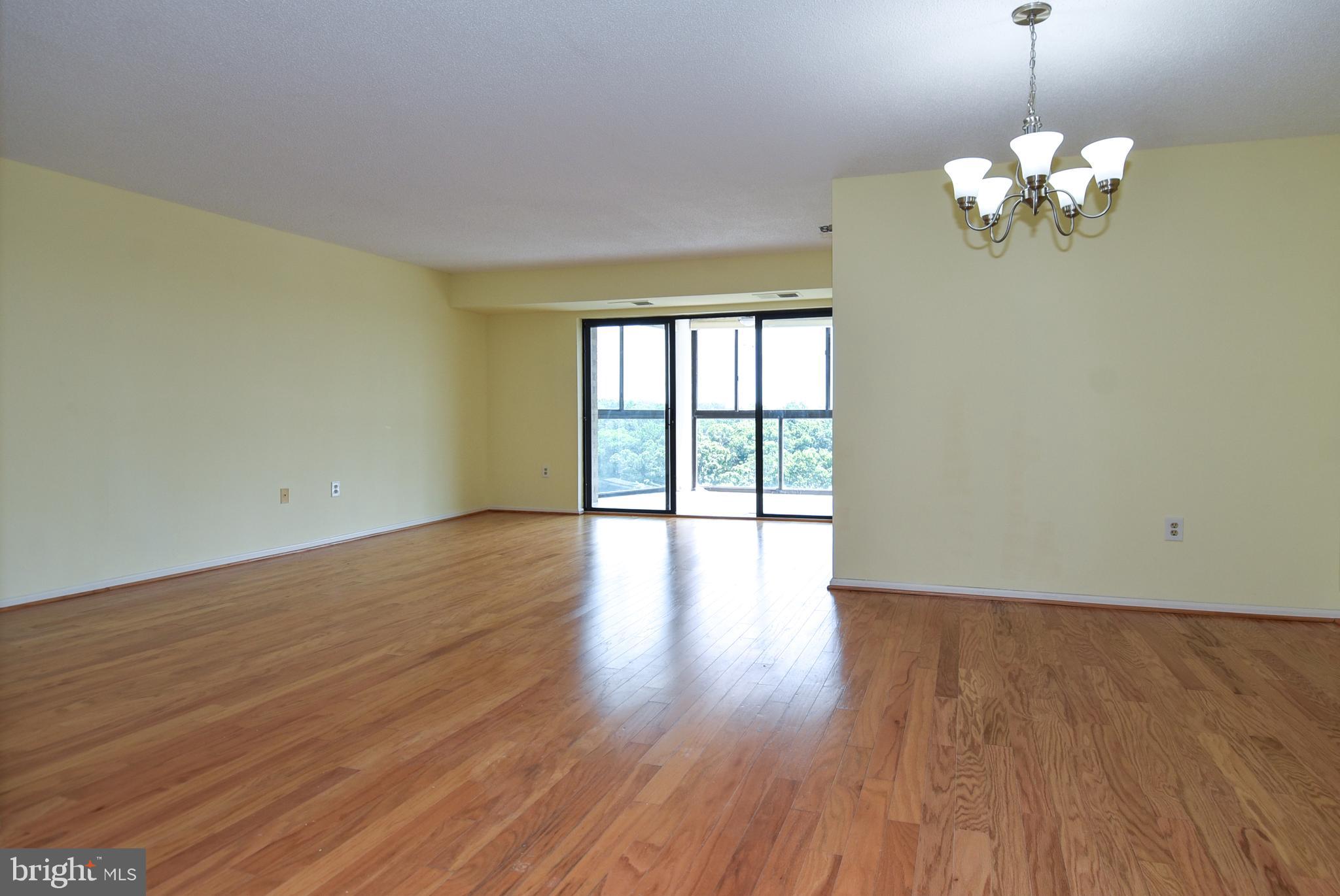 LEISURE WORLD - Residential