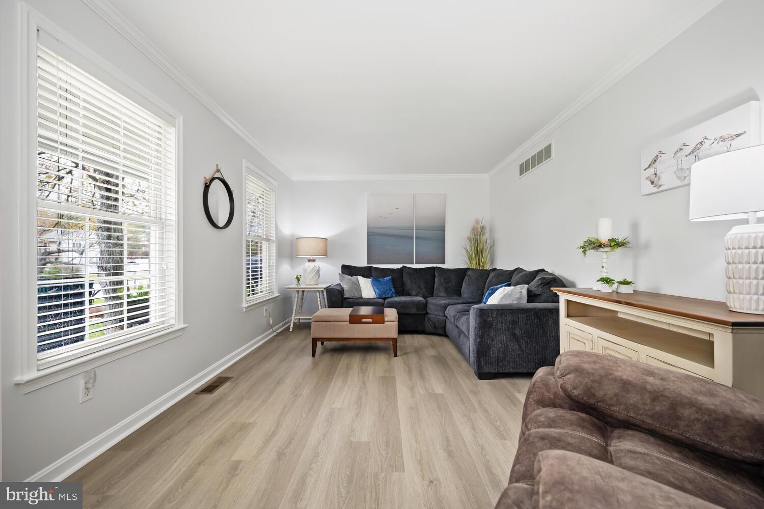 BAY CITY - Residential