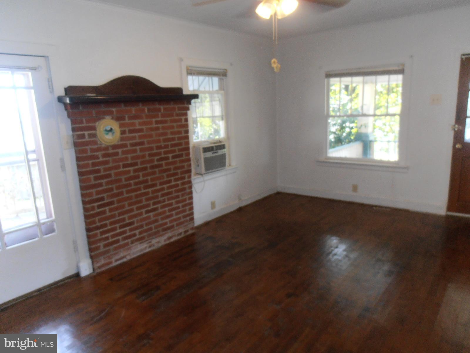 SUNNYSIDE - Residential