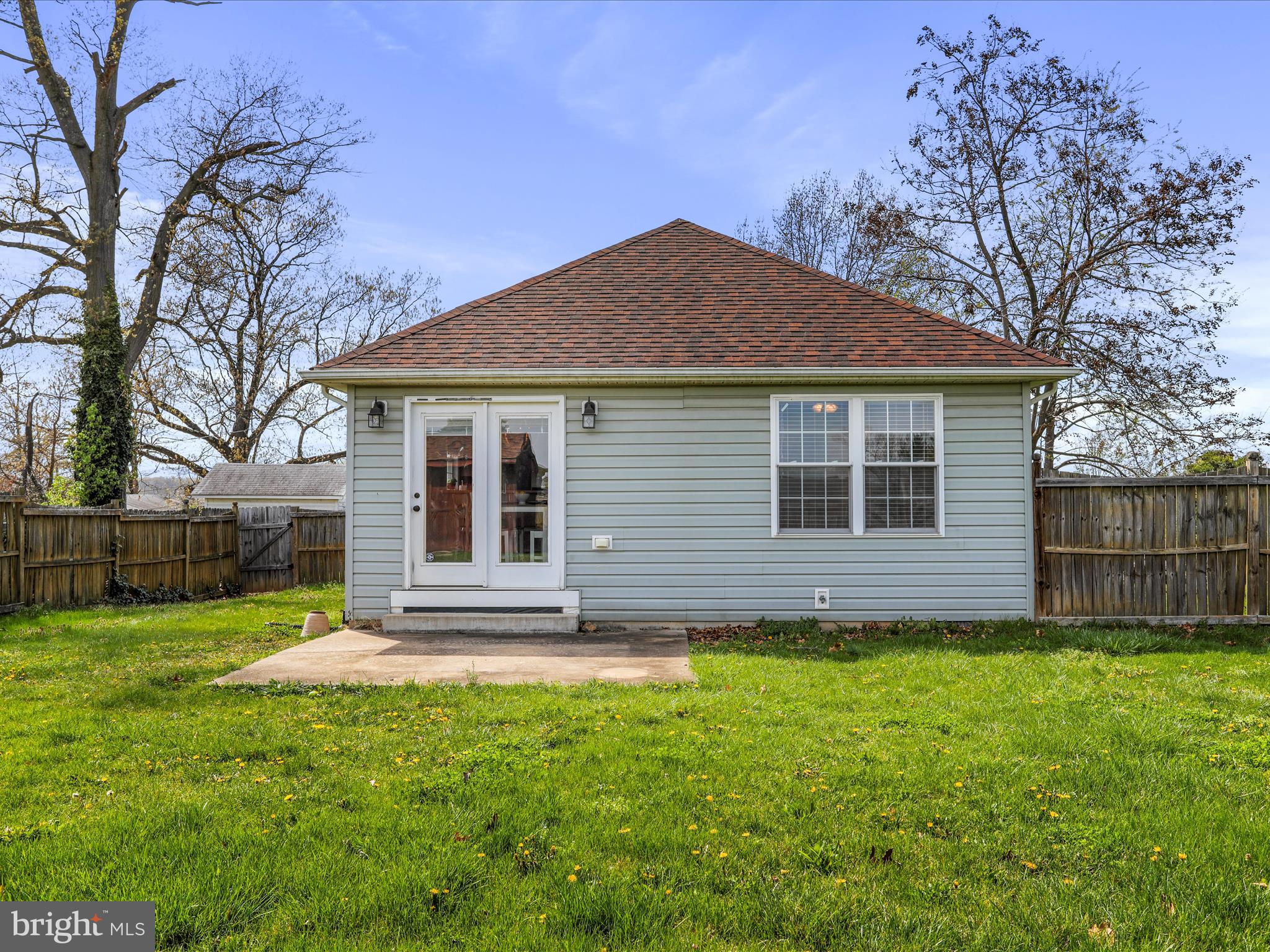 SUBURBAN HEIGHTS - Residential