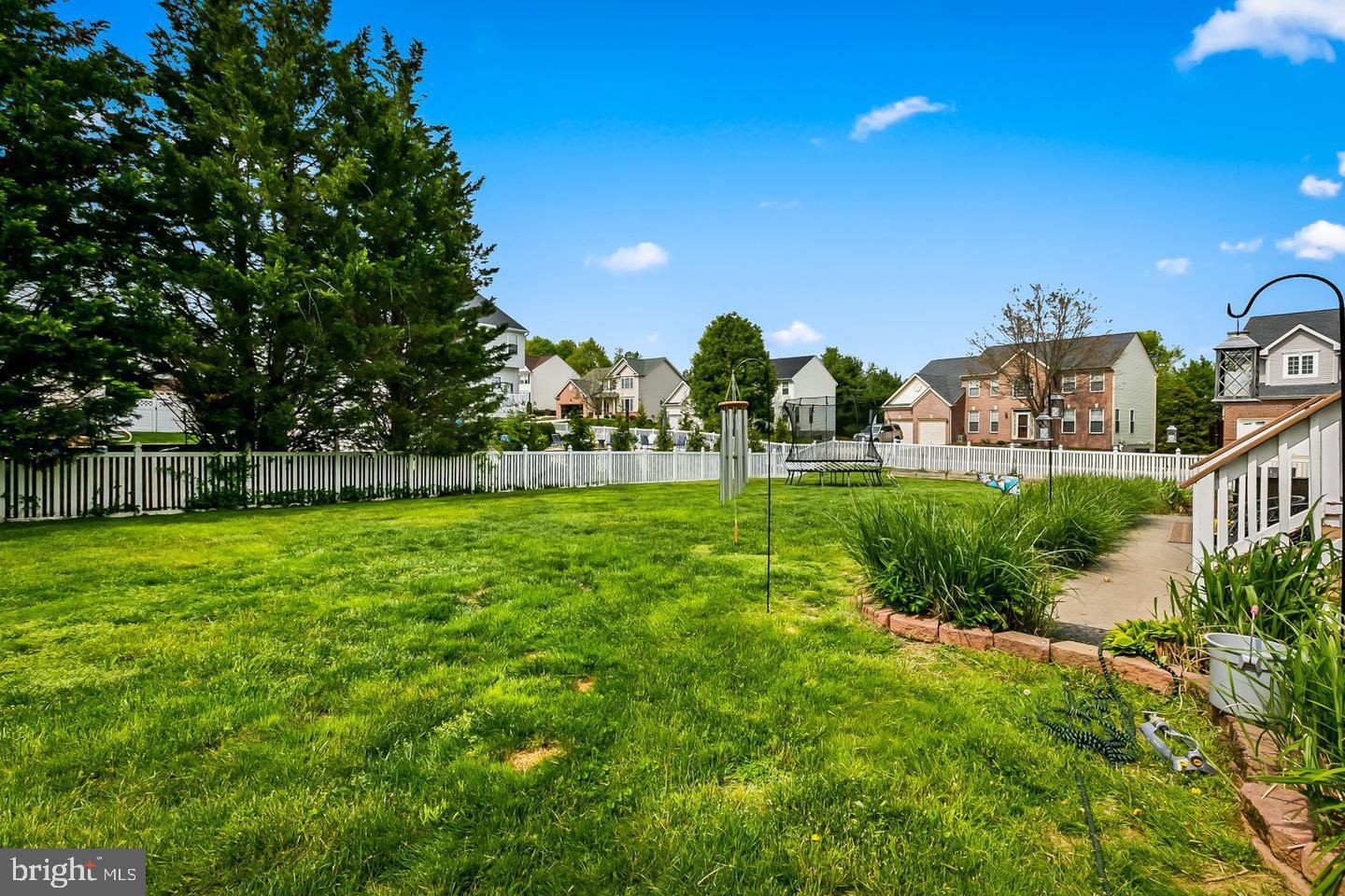 WEST VALLEY OAKS - Residential